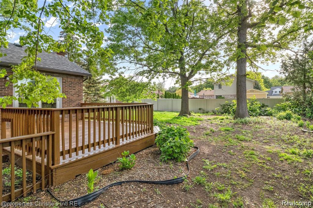 21385 Deerfield Drive