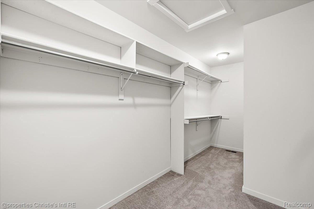 8740 Oak Ridge Trail