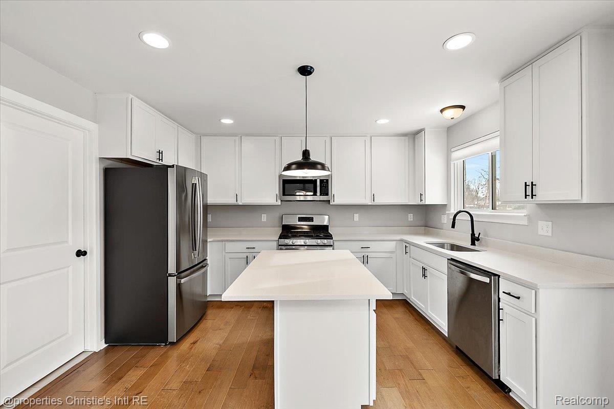 8740 Oak Ridge Trail