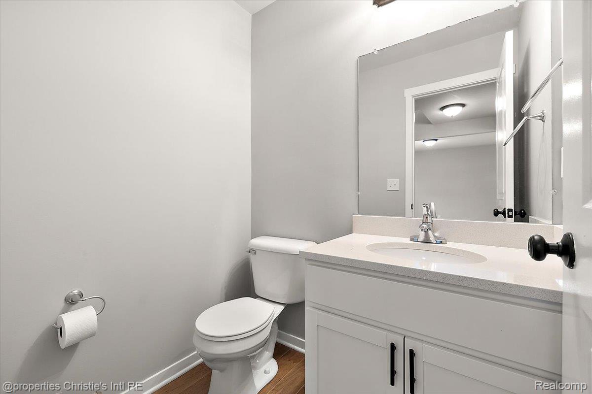 8740 Oak Ridge Trail