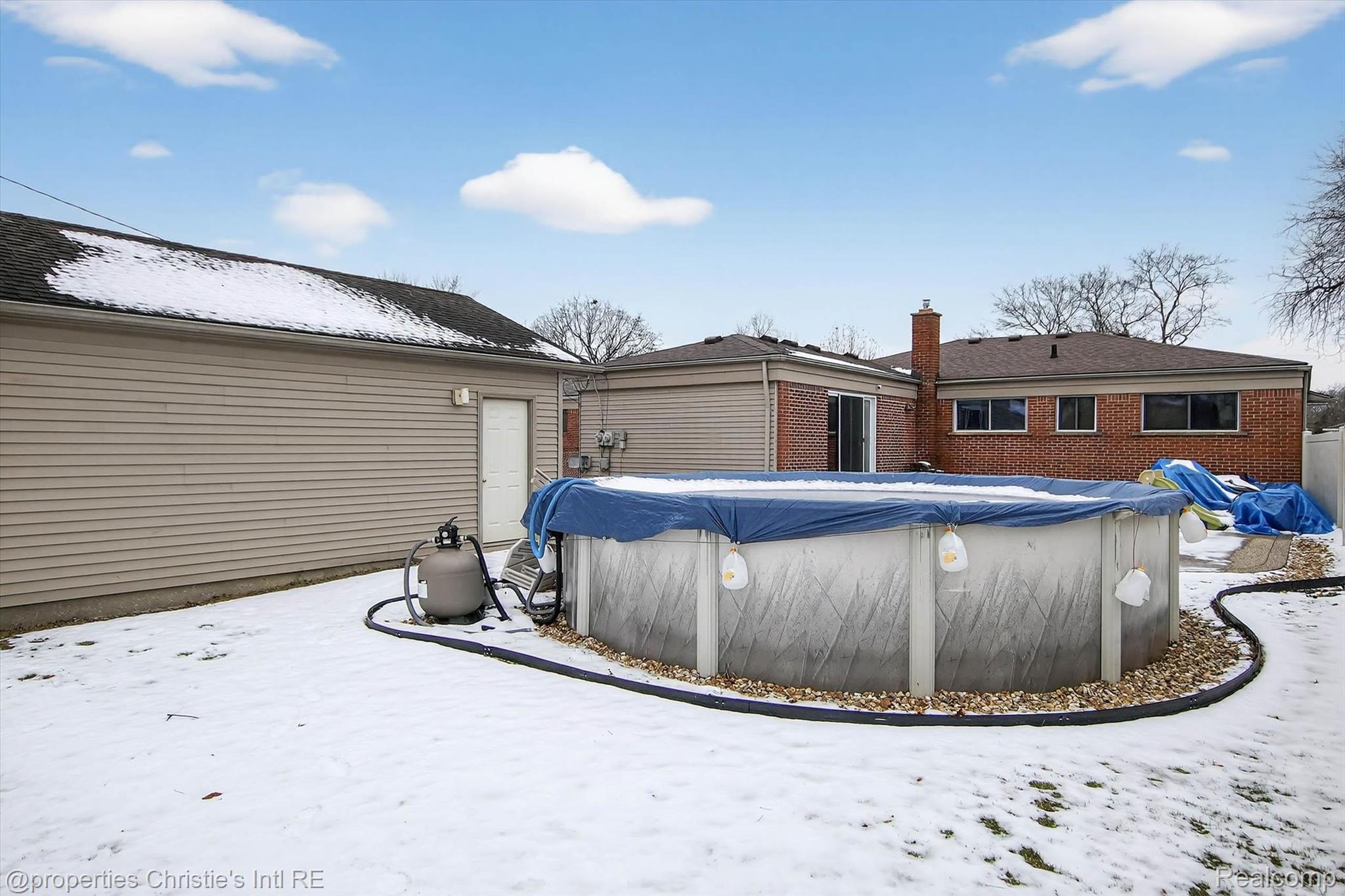 1807 Churchill Avenue