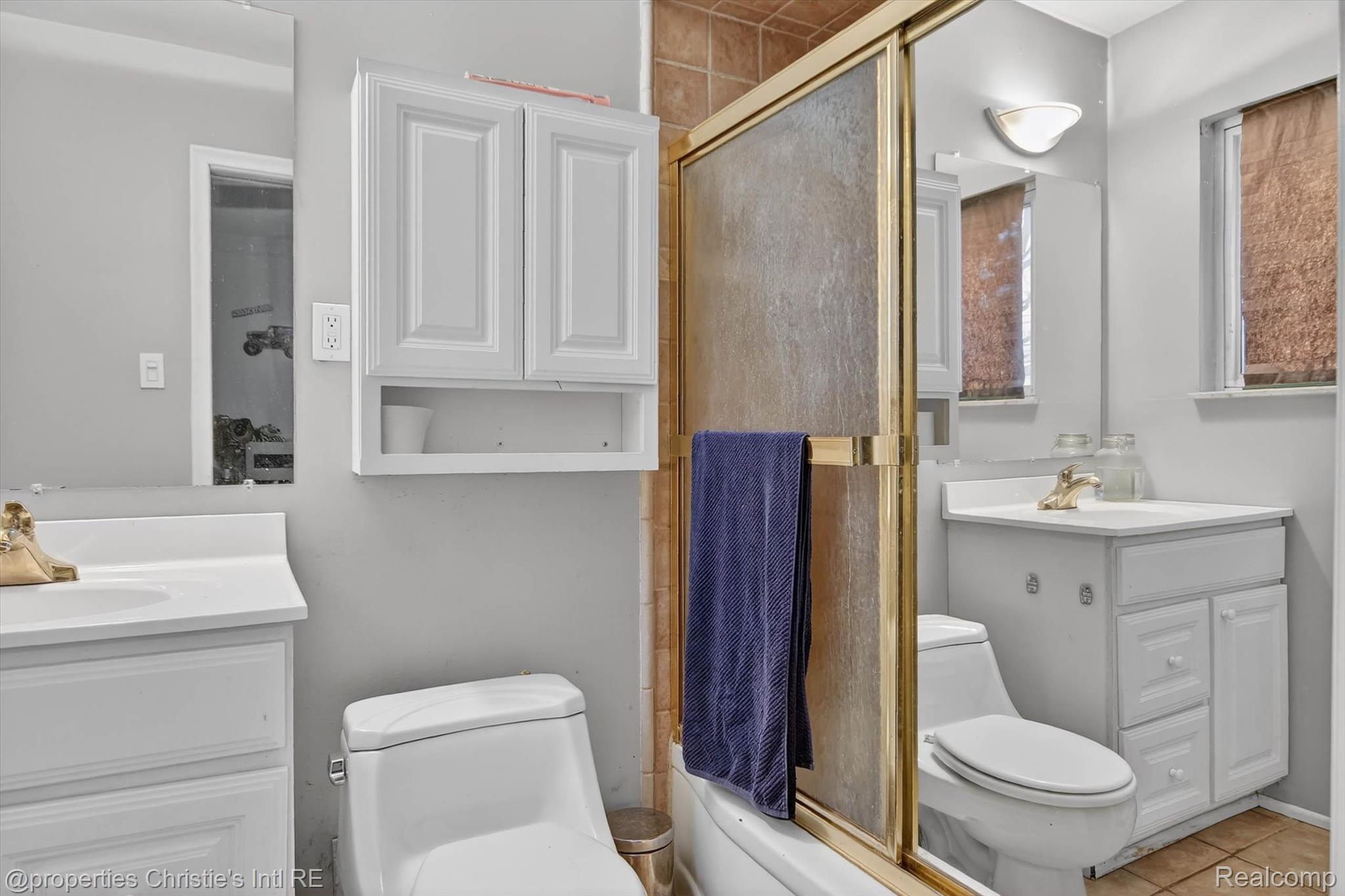 1807 Churchill Avenue