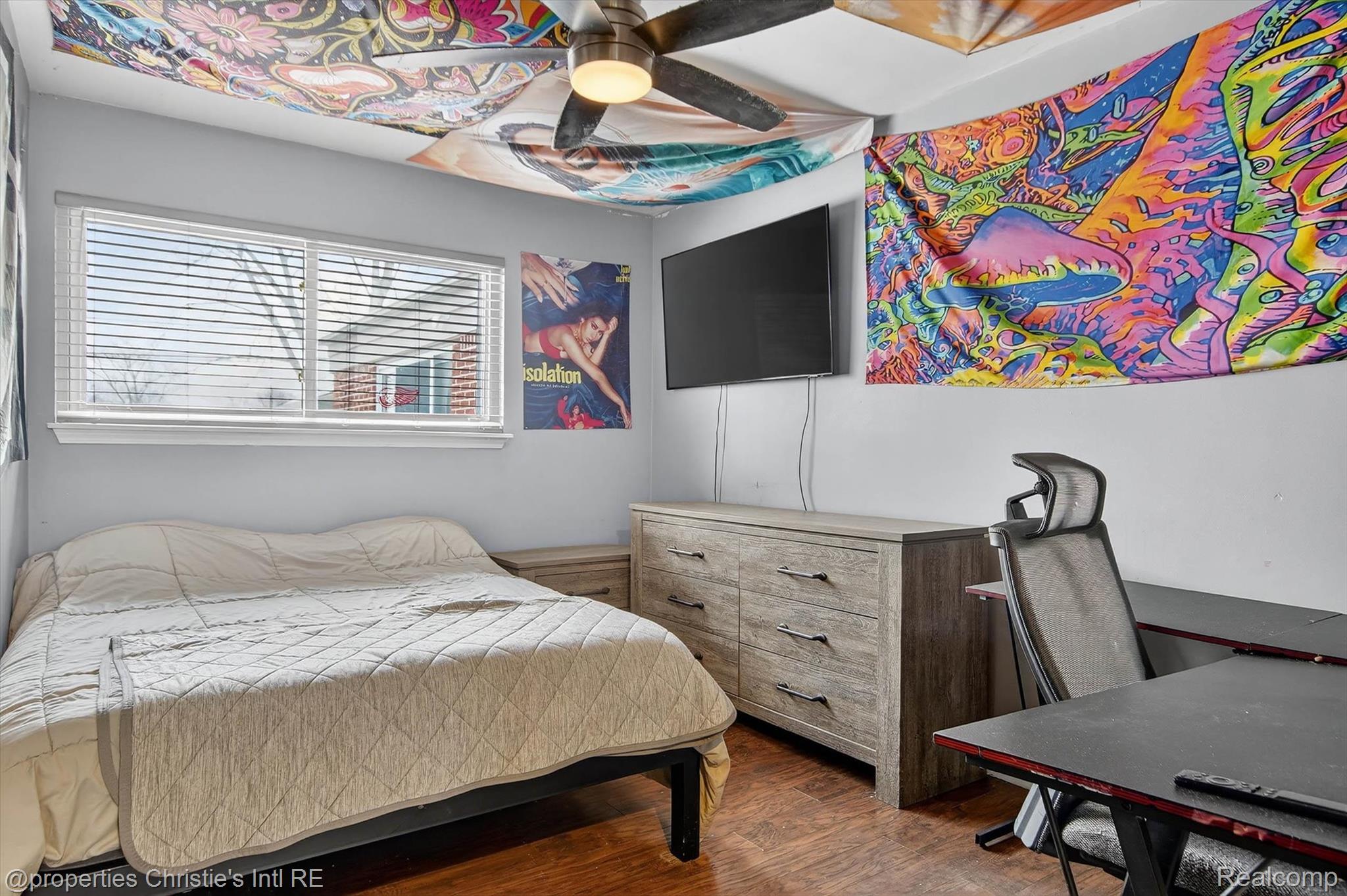 1807 Churchill Avenue