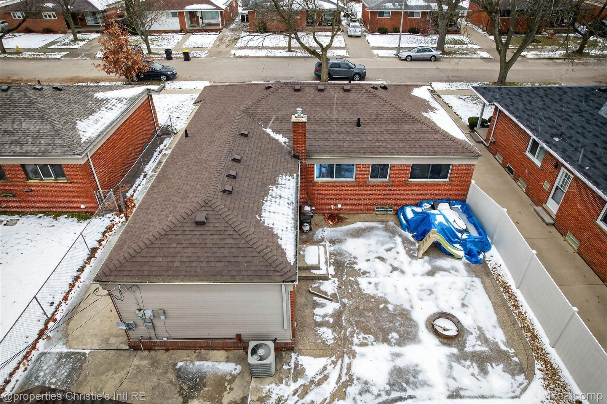 1807 Churchill Avenue