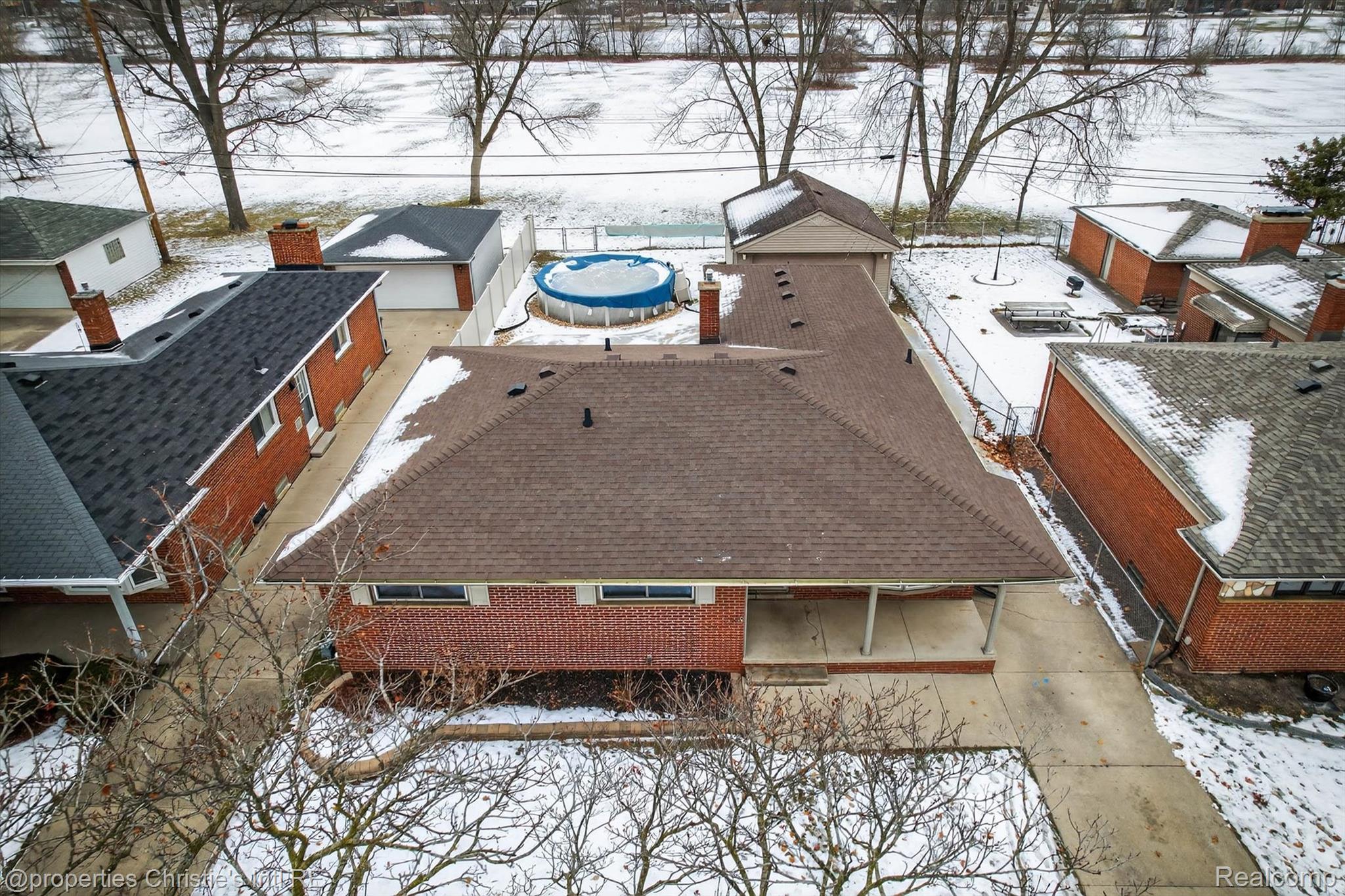 1807 Churchill Avenue