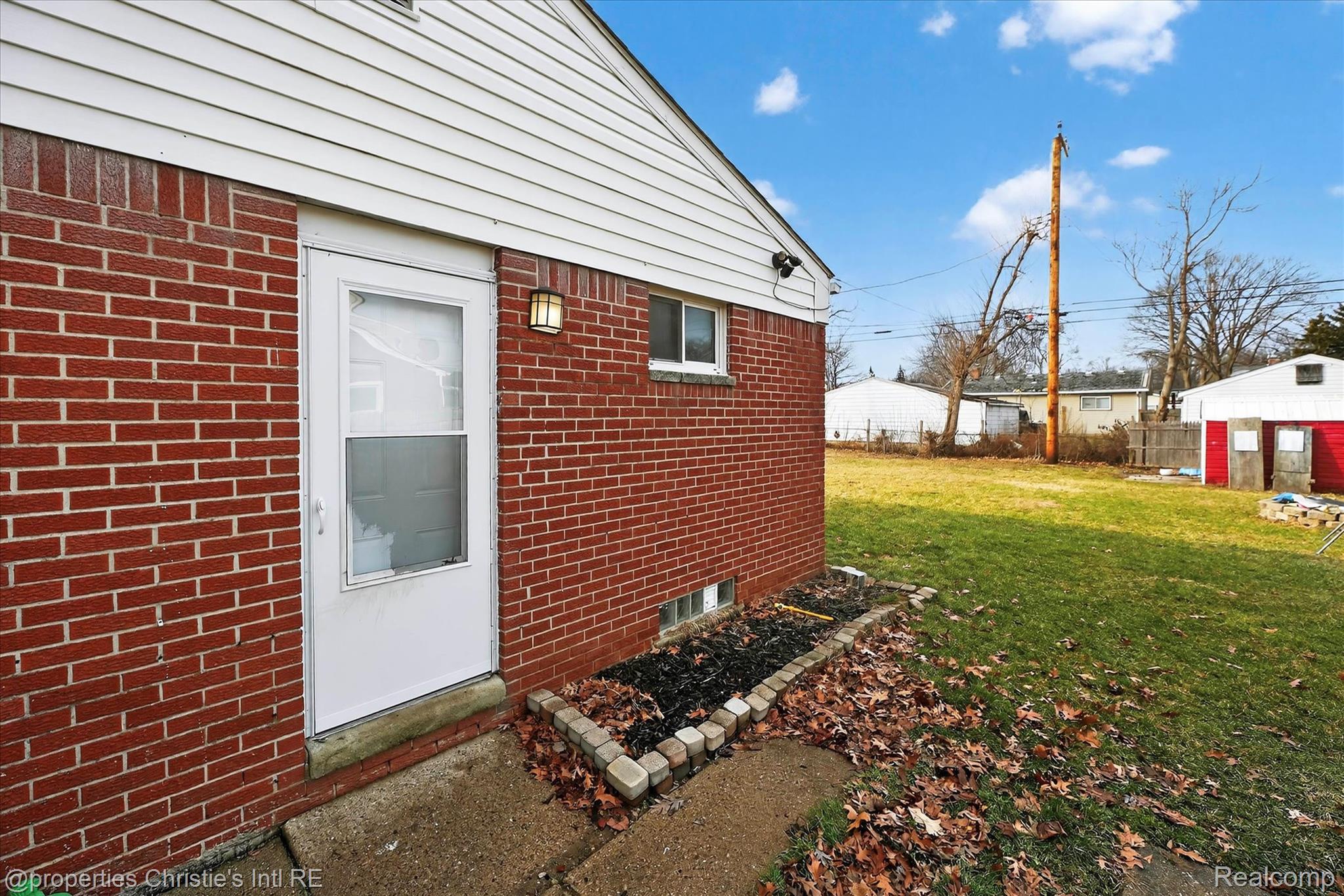 34504 Stellwagen Street