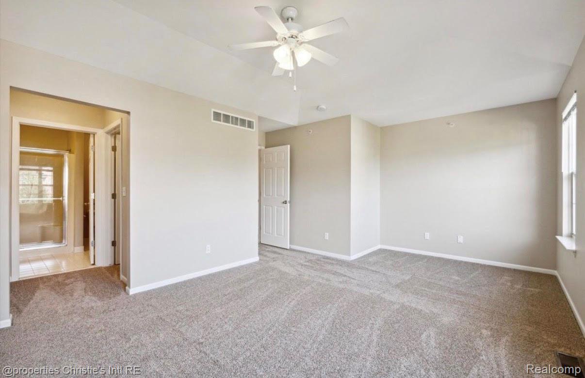 22089 Parkview Drive