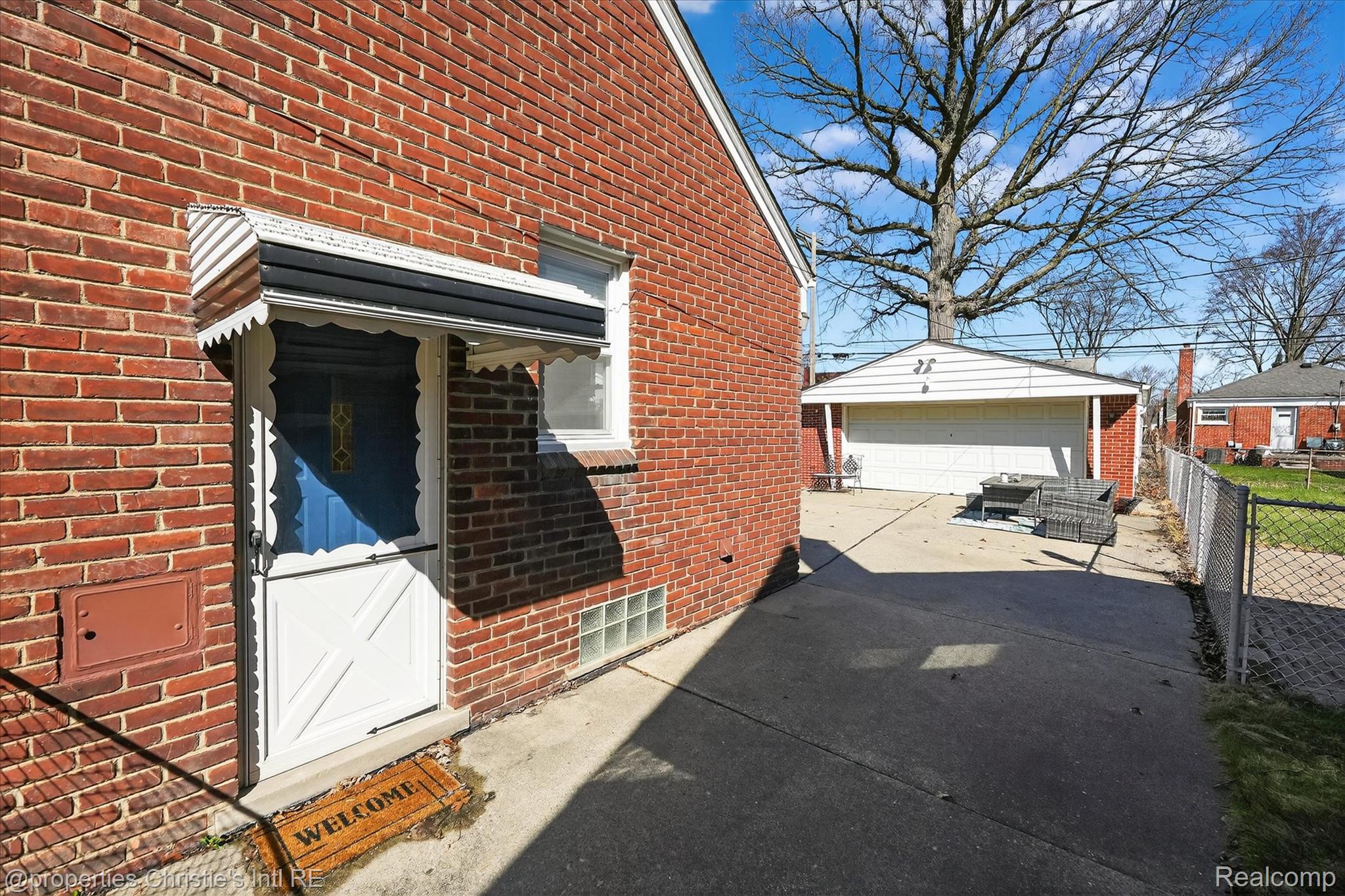 13522 Netherwood Street