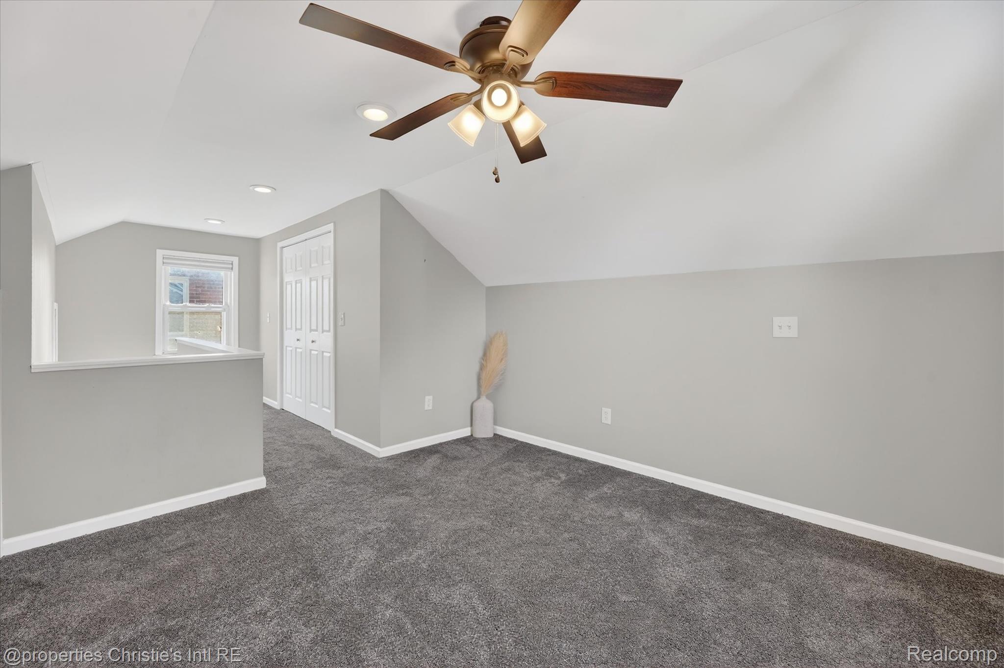 13522 Netherwood Street