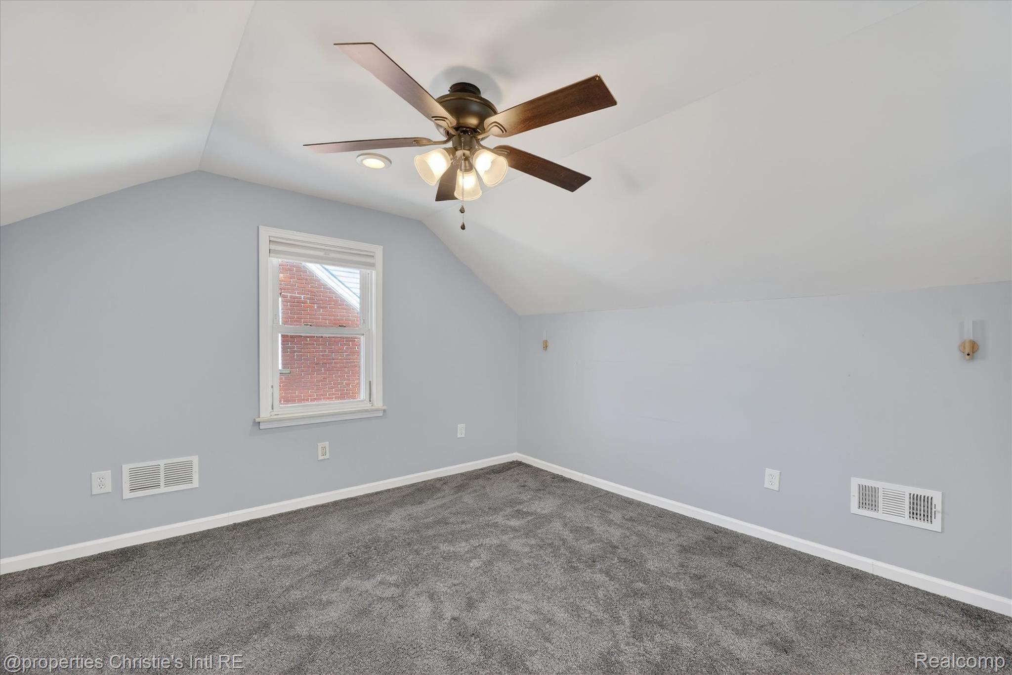 13522 Netherwood Street