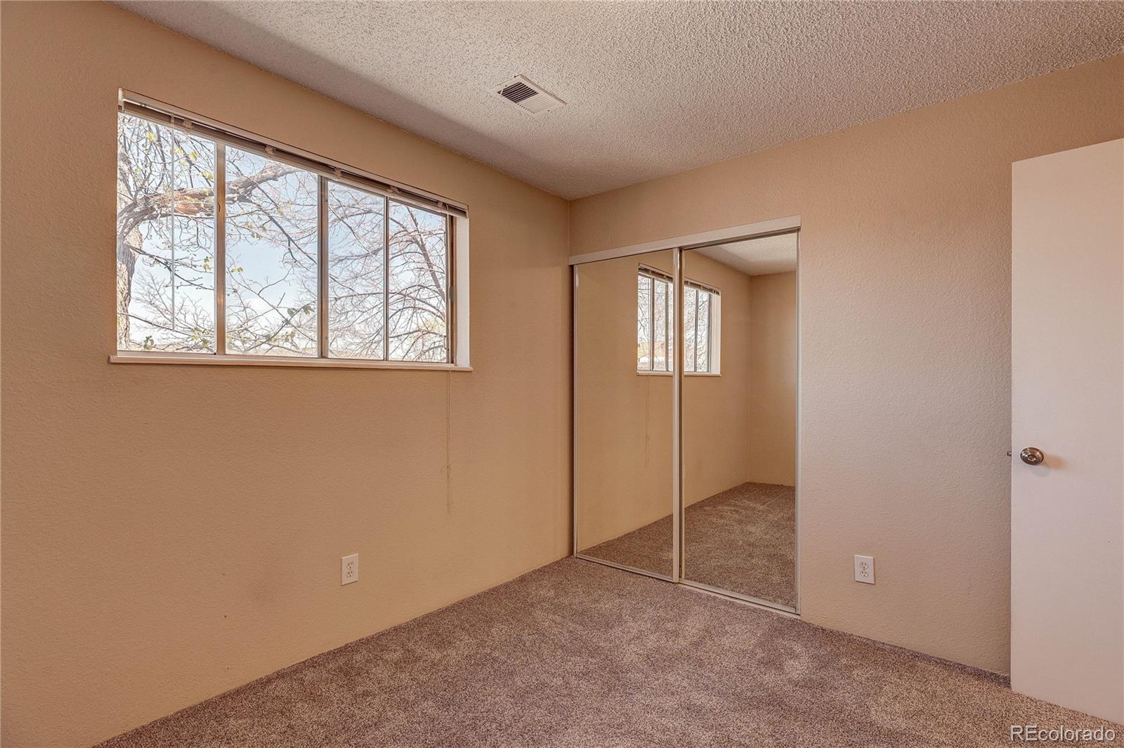 16359 W 10th Avenue Unit: W5