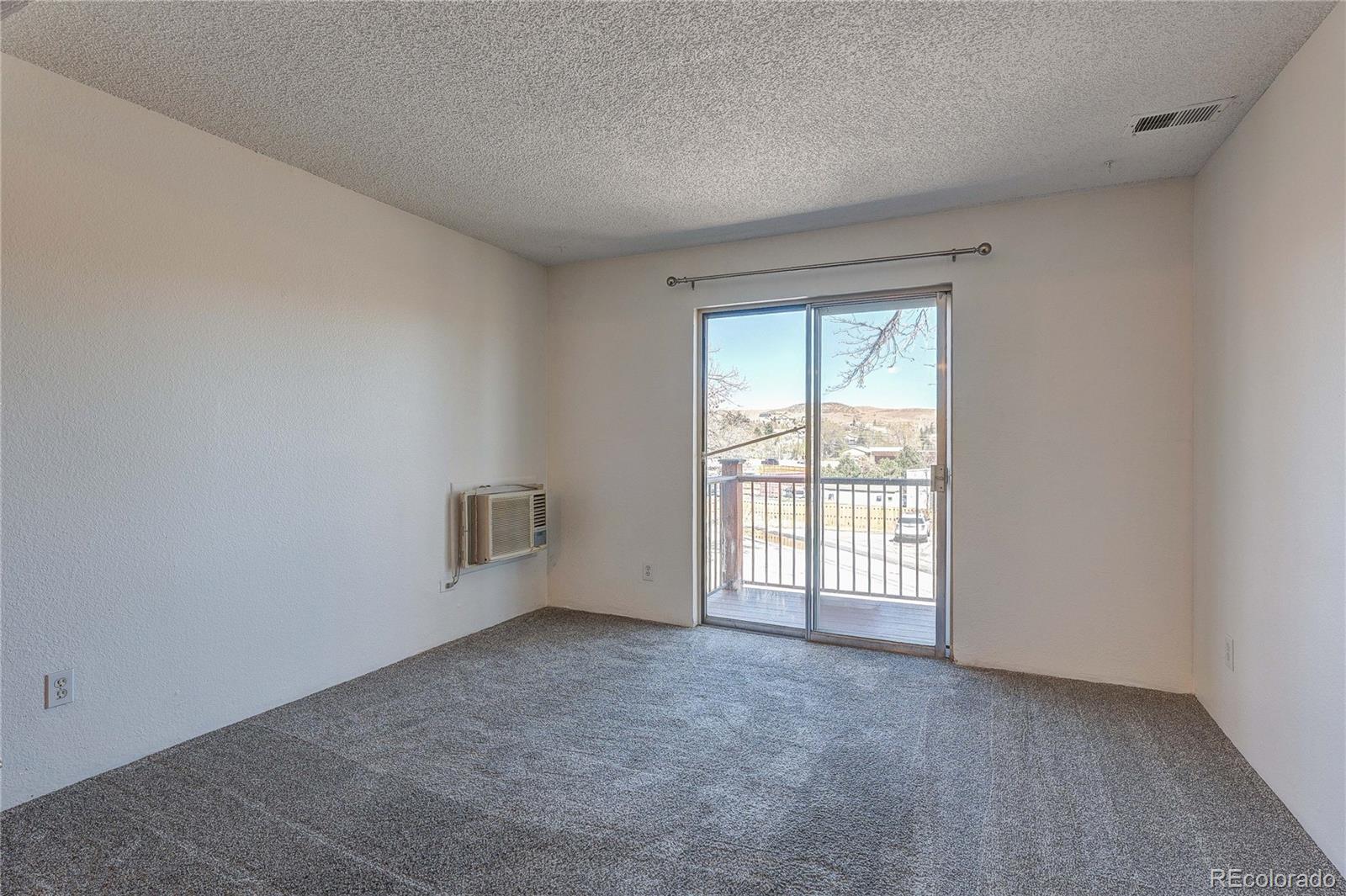 16359 W 10th Avenue Unit: W5