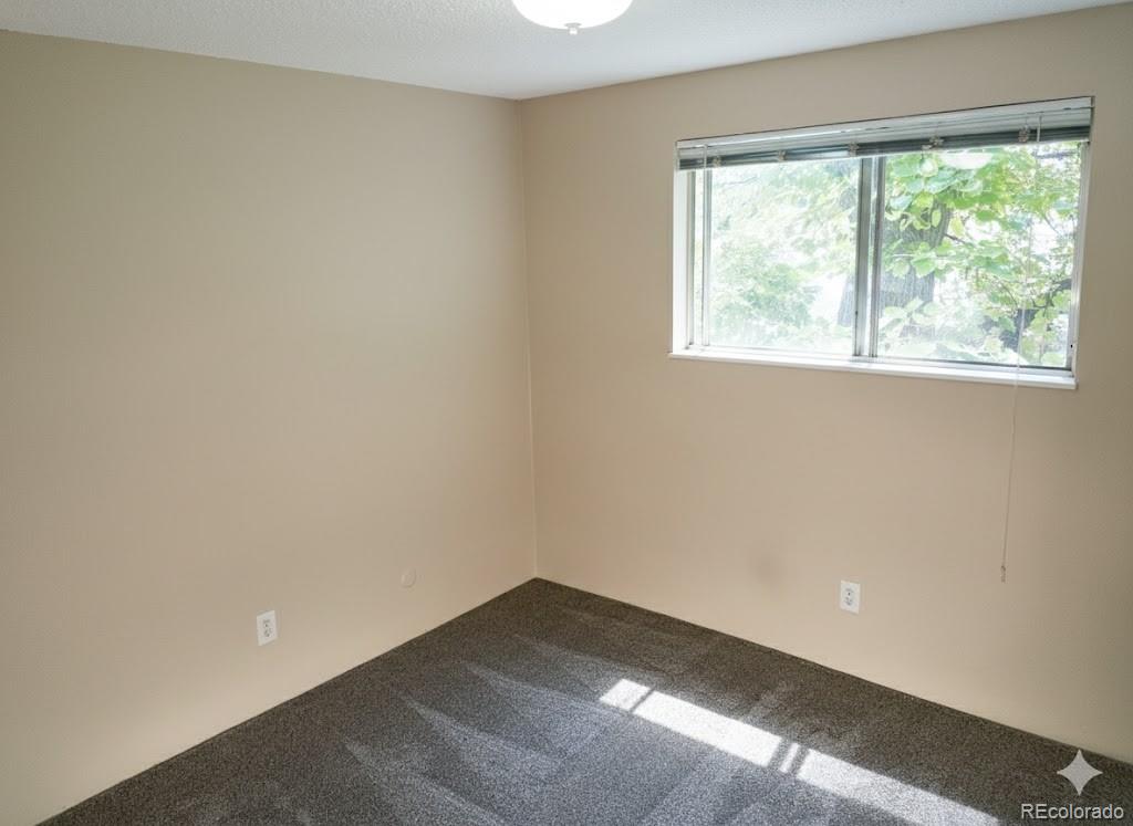 16359 W 10th Avenue Unit: W5