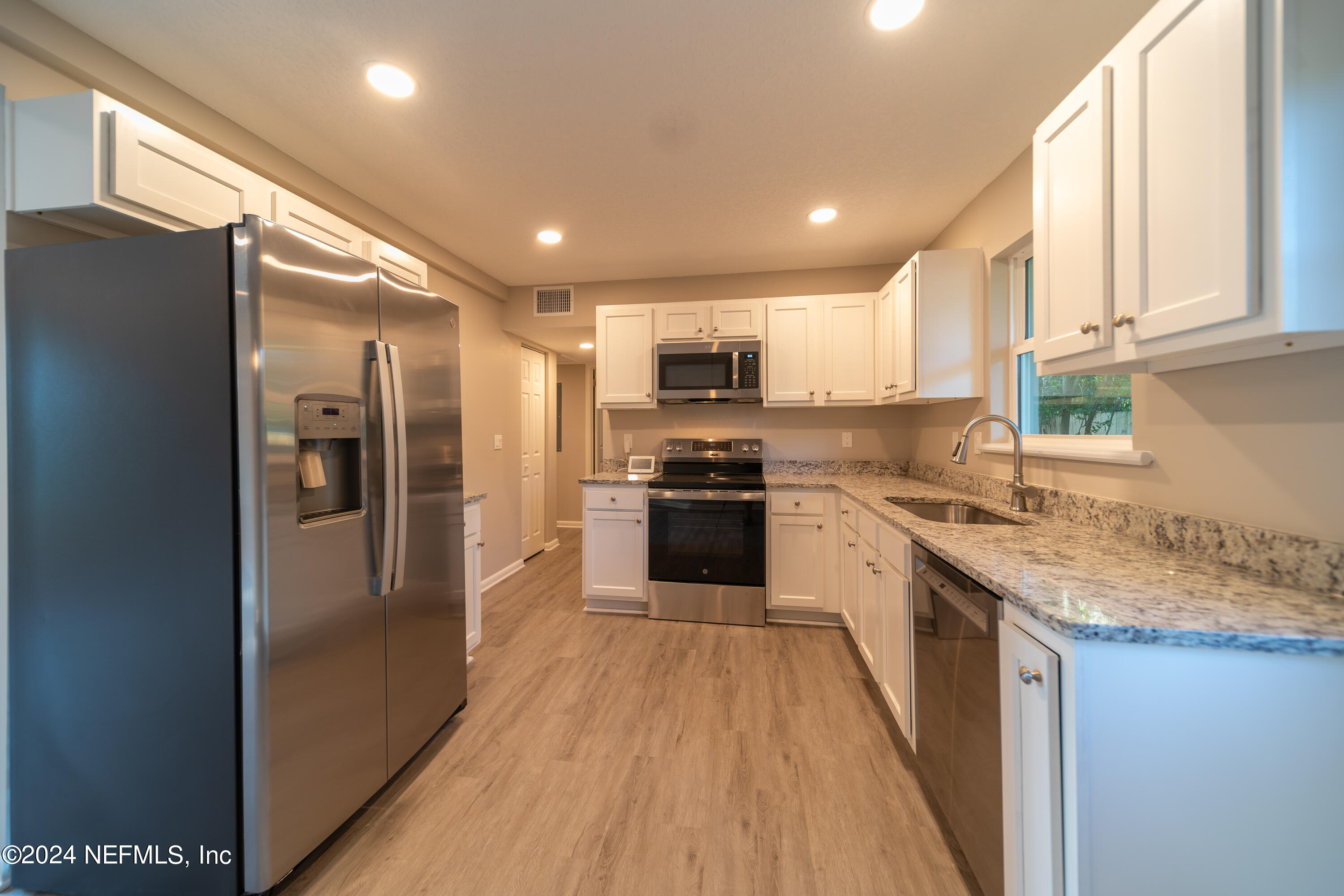 6850 CHERBOURG Avenue S