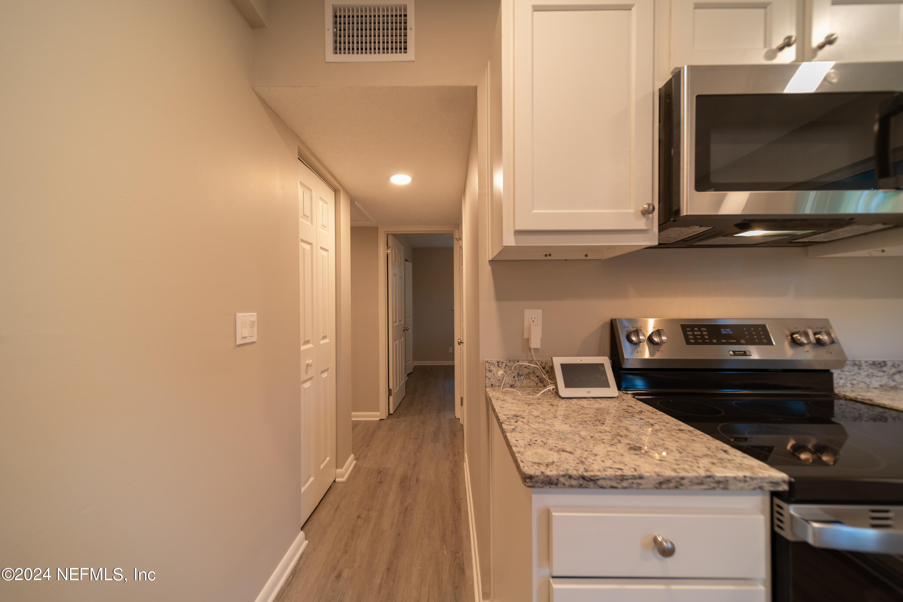 6850 CHERBOURG Avenue S