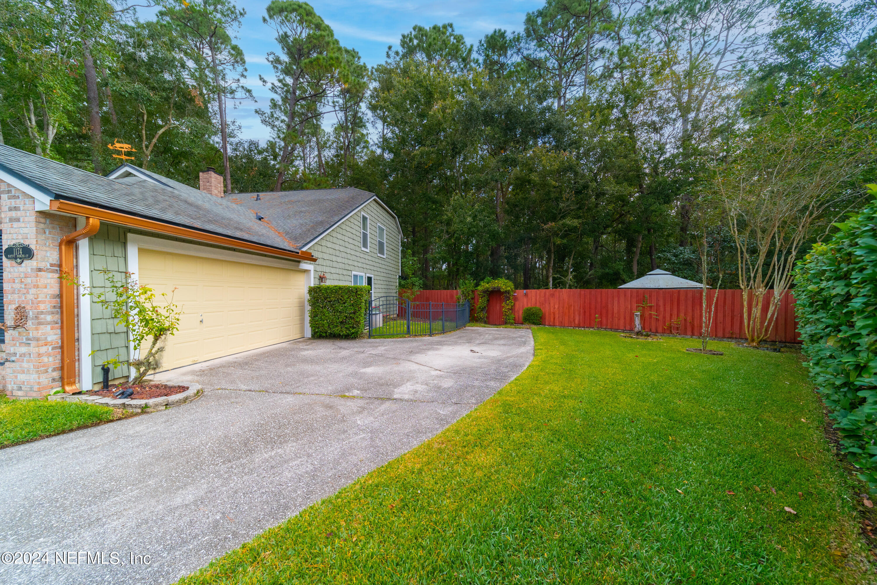 1174 NATIVE DANCER Court