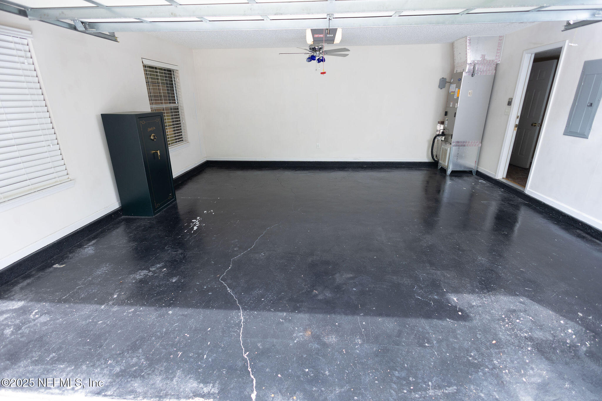 1174 NATIVE DANCER Court