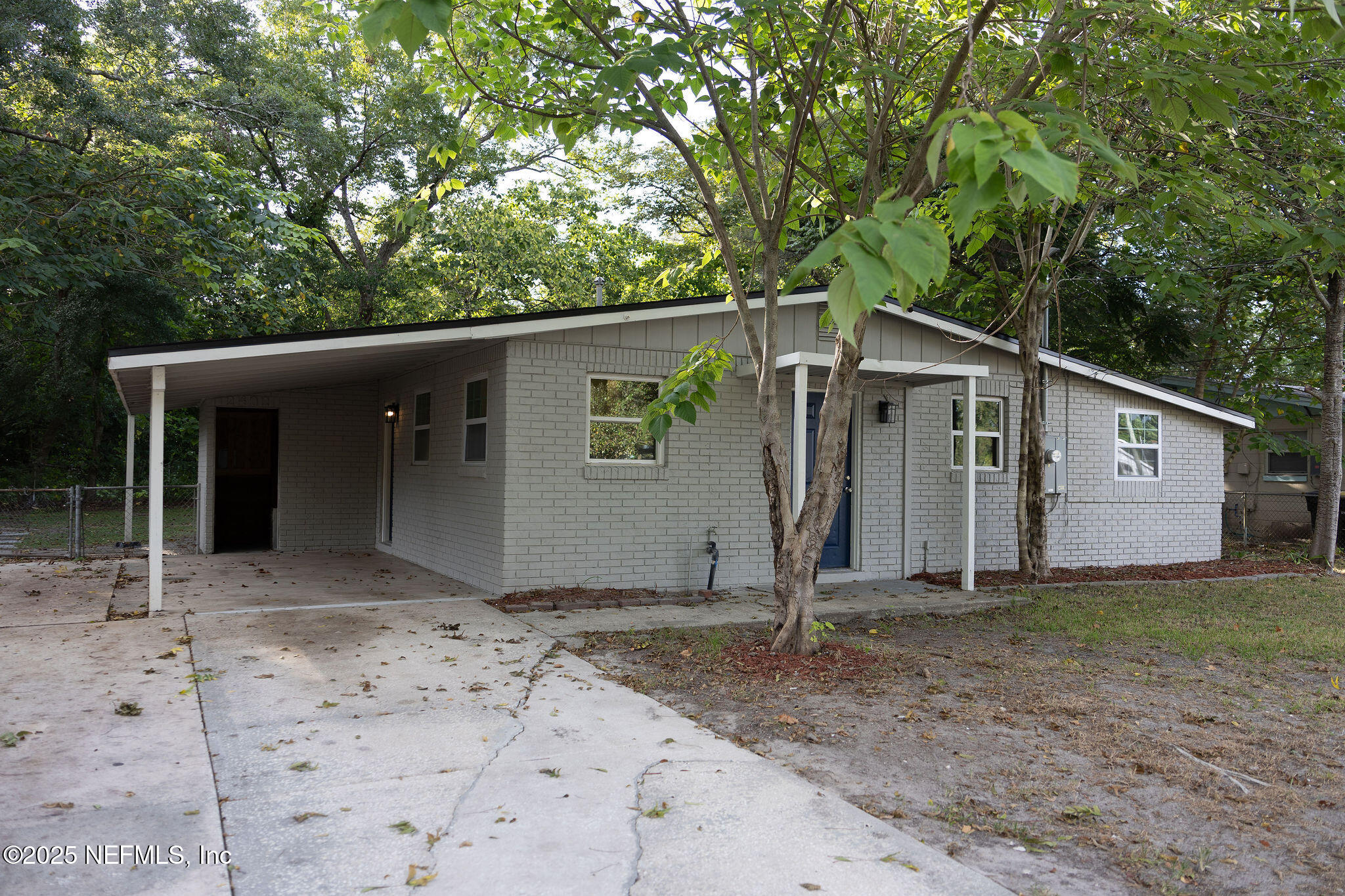 2402 HUGH EDWARDS Drive