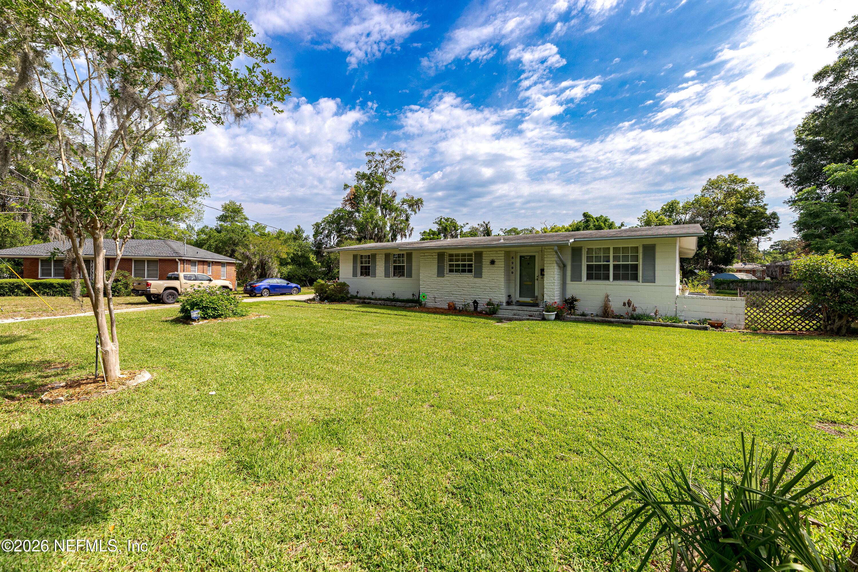 5289 MAGNOLIA Circle N