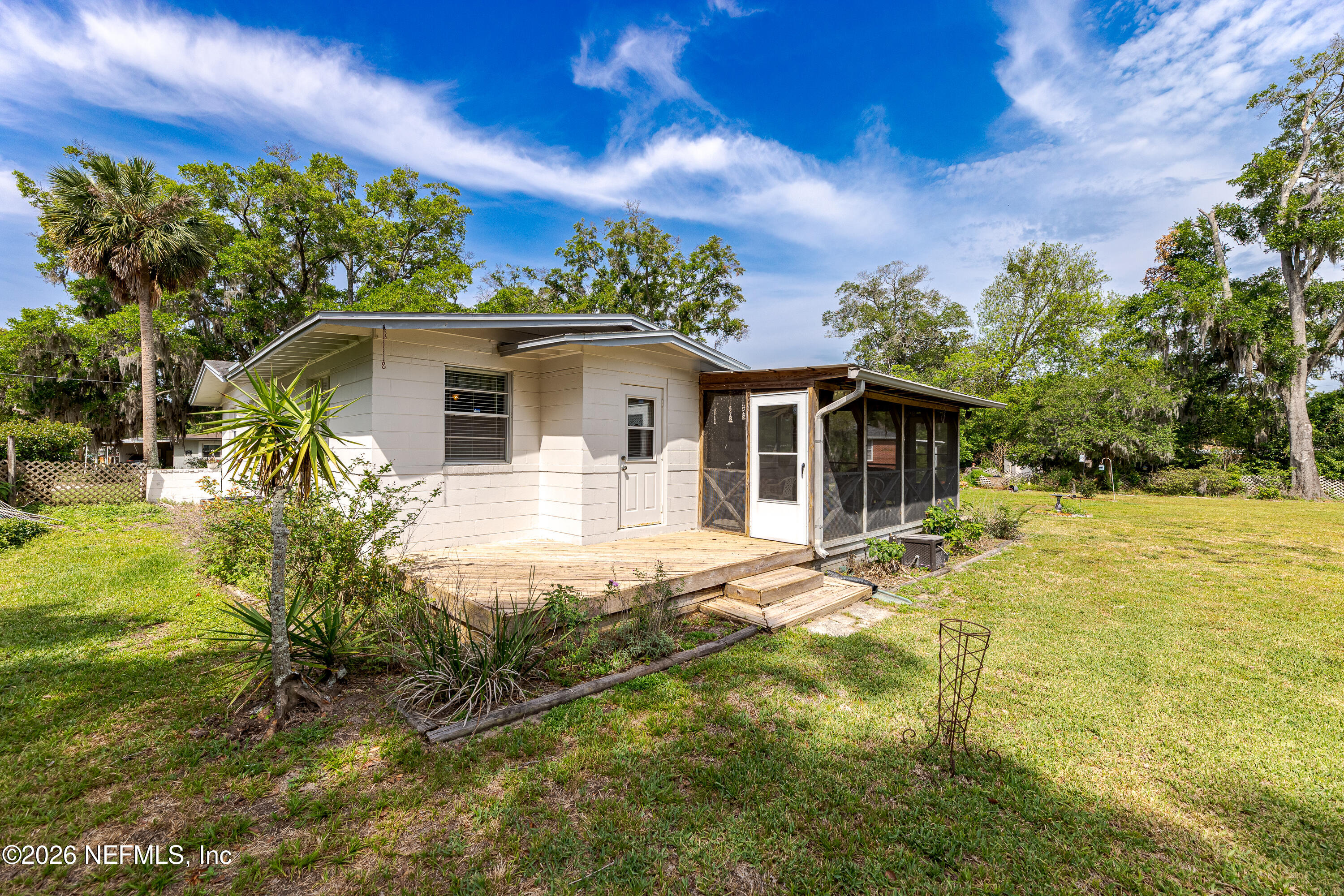 5289 MAGNOLIA Circle N
