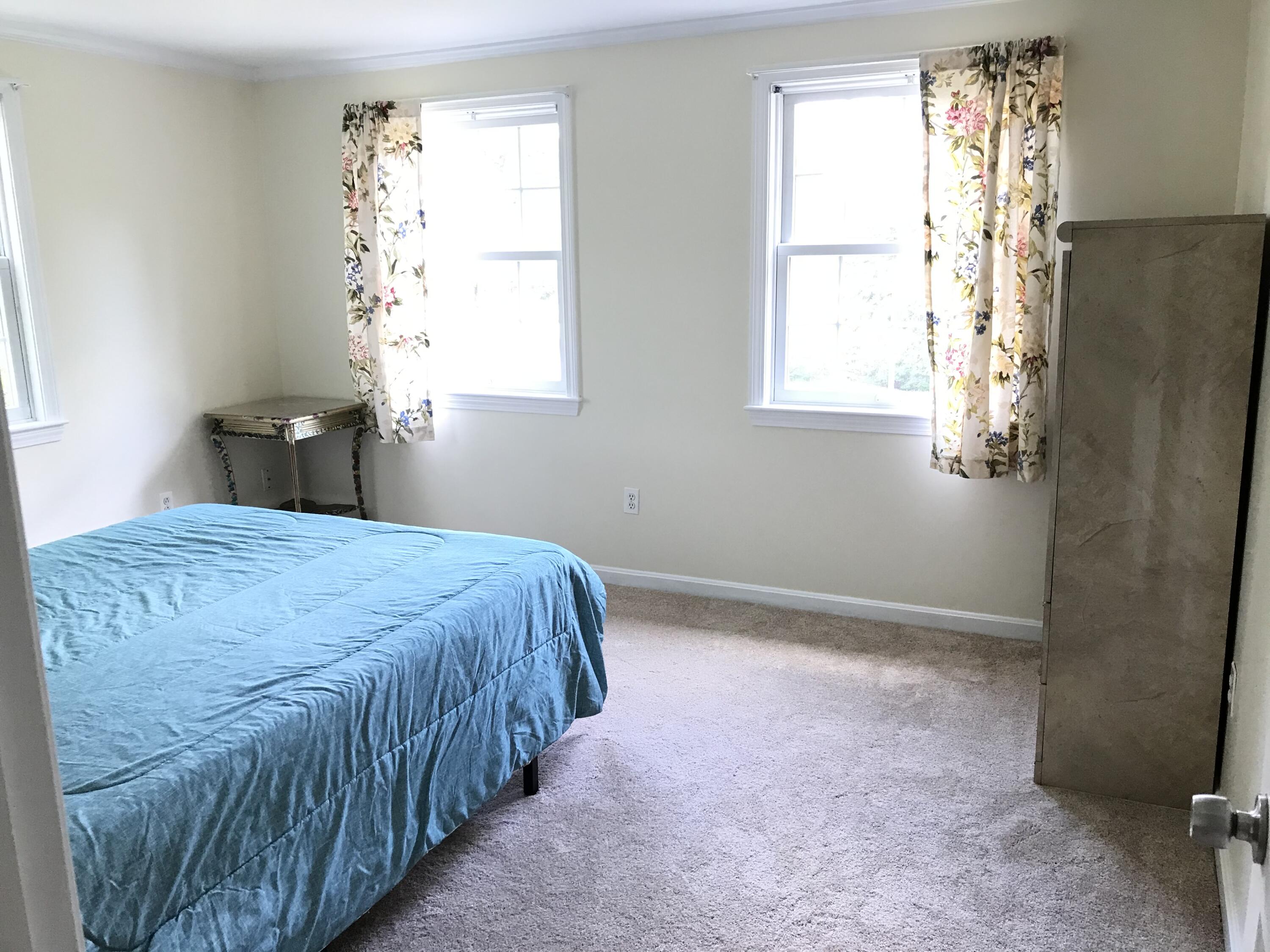 75 Knights Pond Road