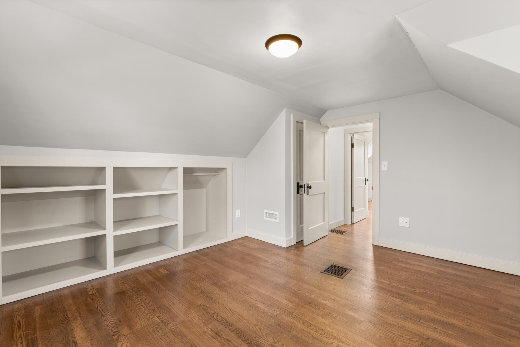 11 Spinney Creek Road