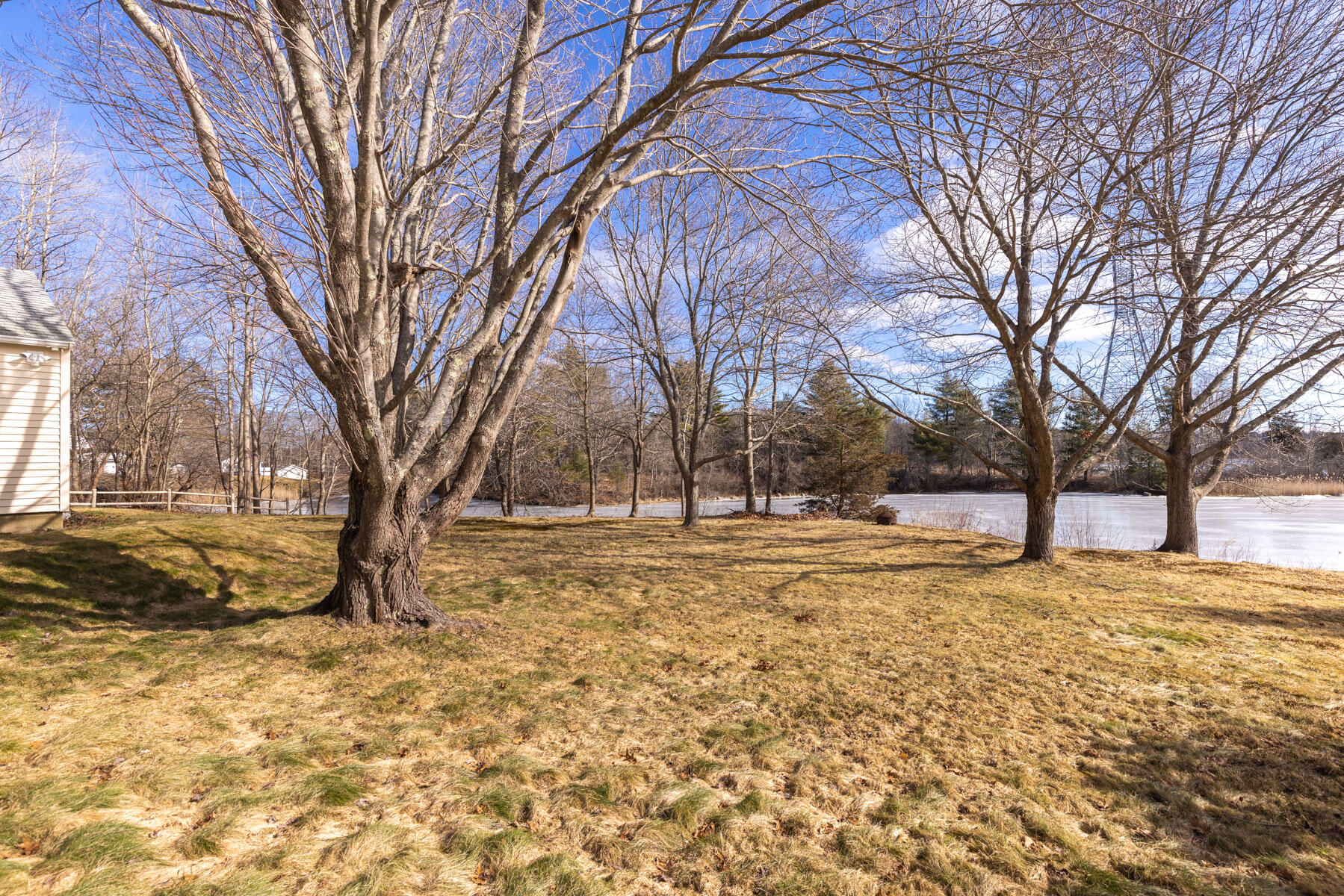 11 Spinney Creek Road