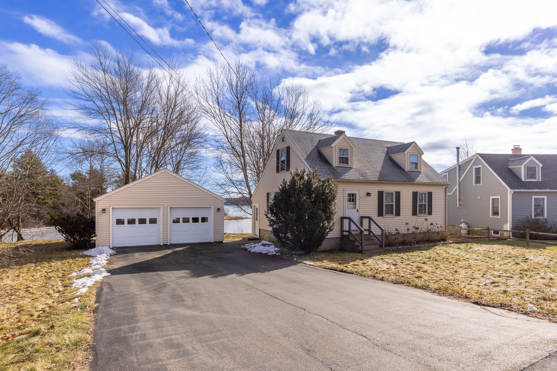 11 Spinney Creek Road