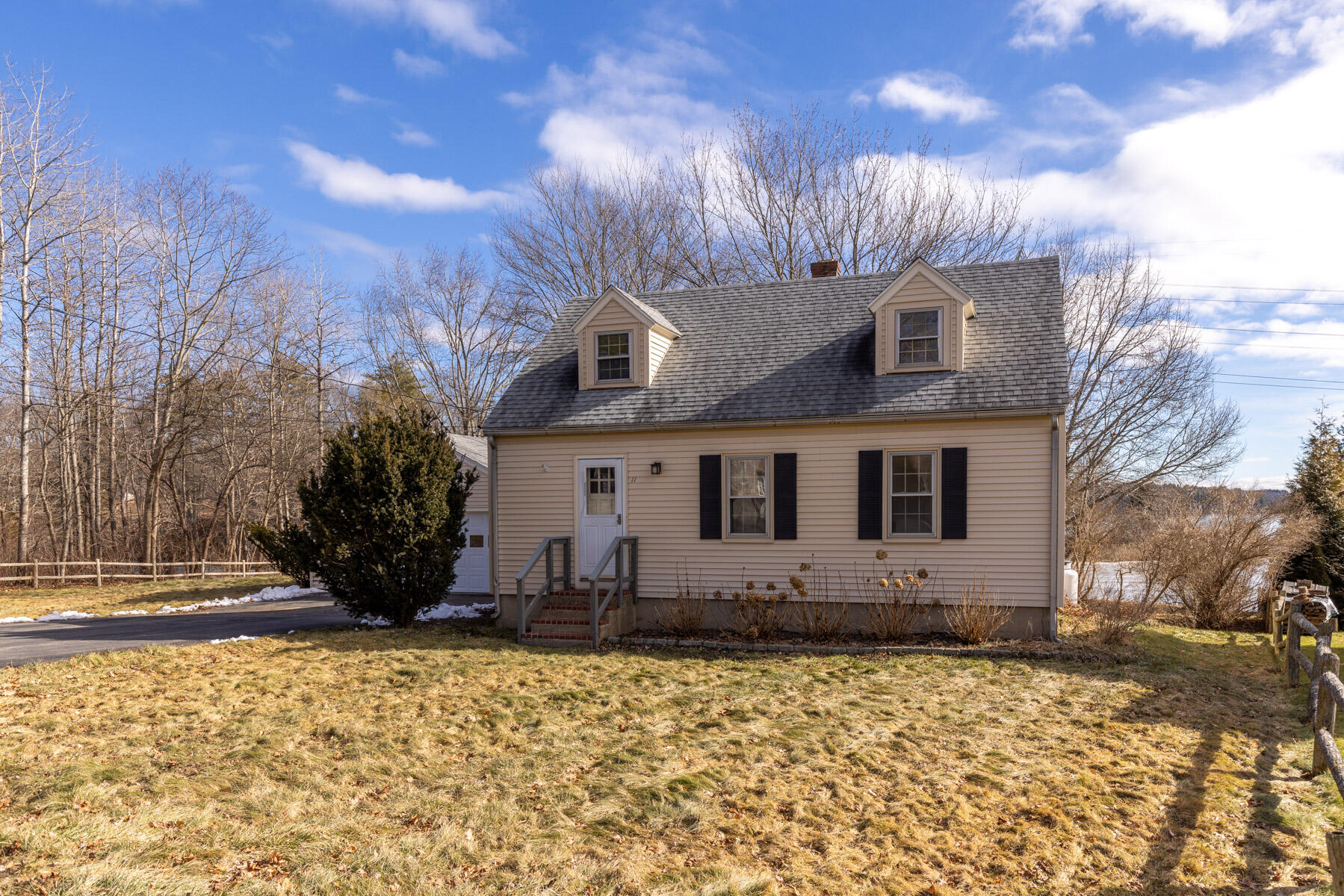 11 Spinney Creek Road