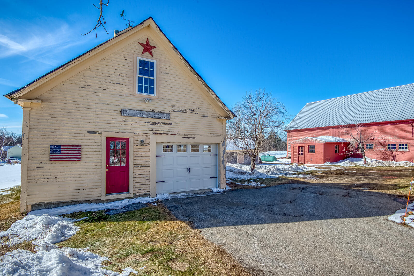 662 Center Road