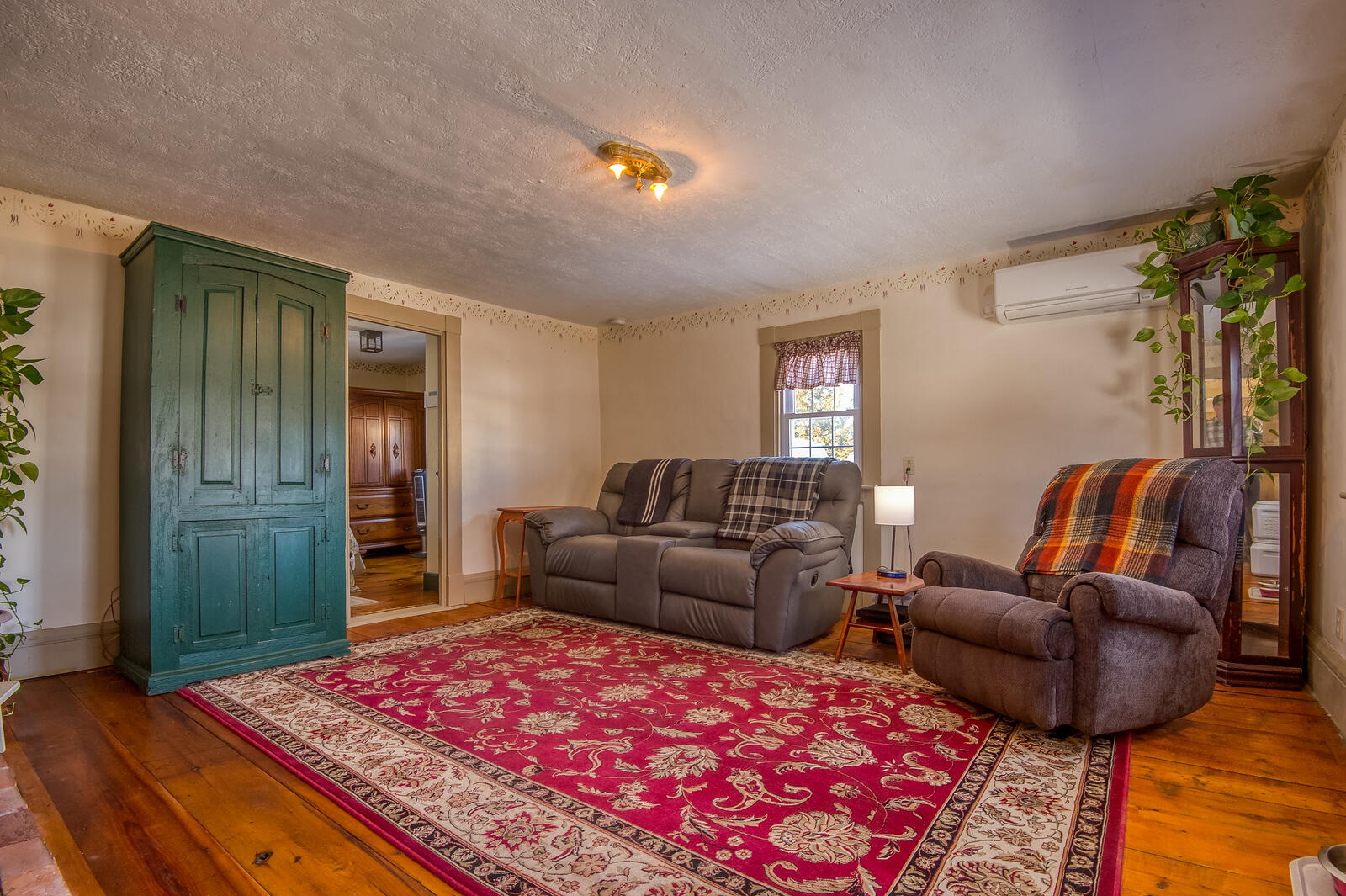 662 Center Road