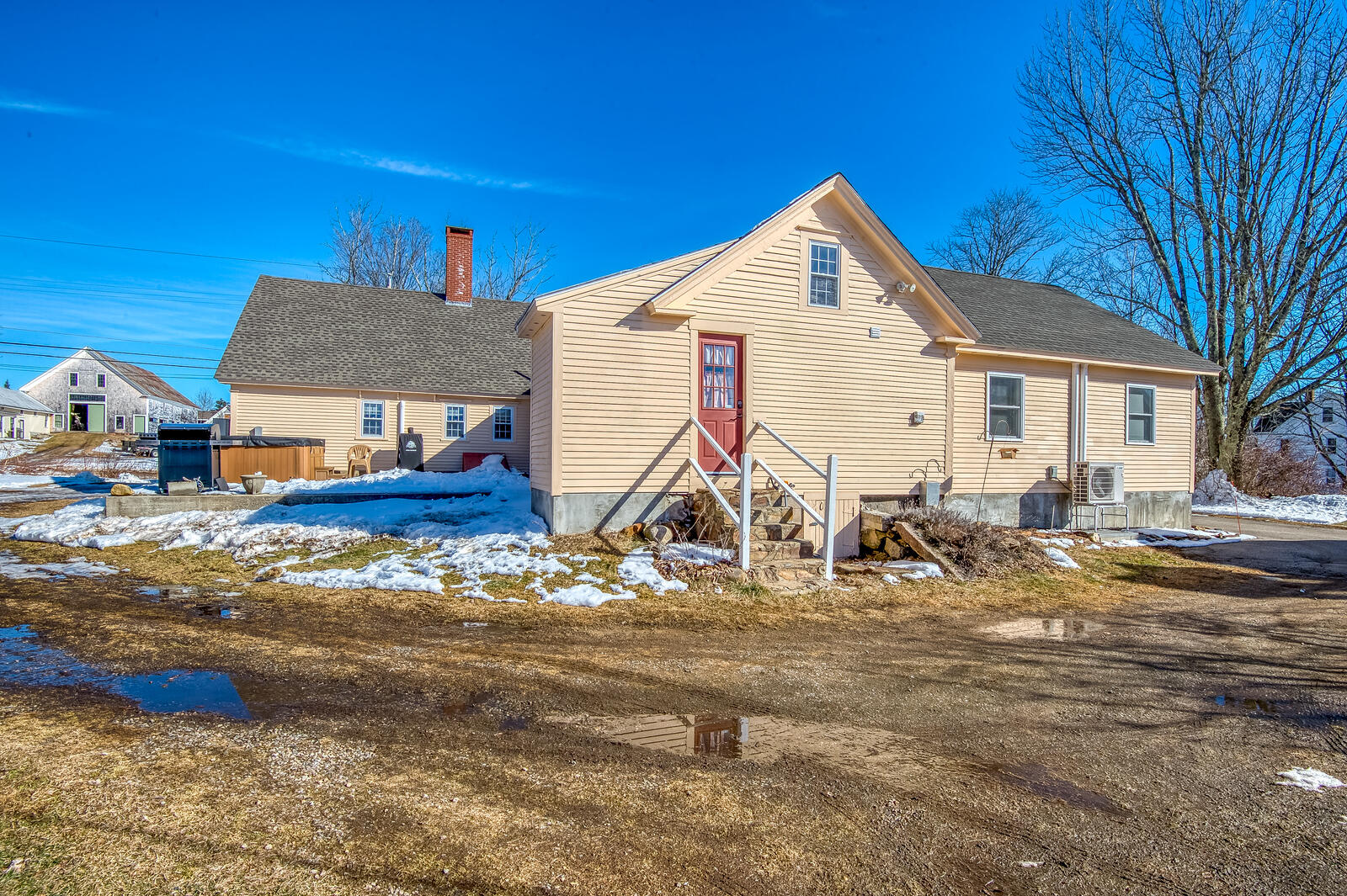 662 Center Road