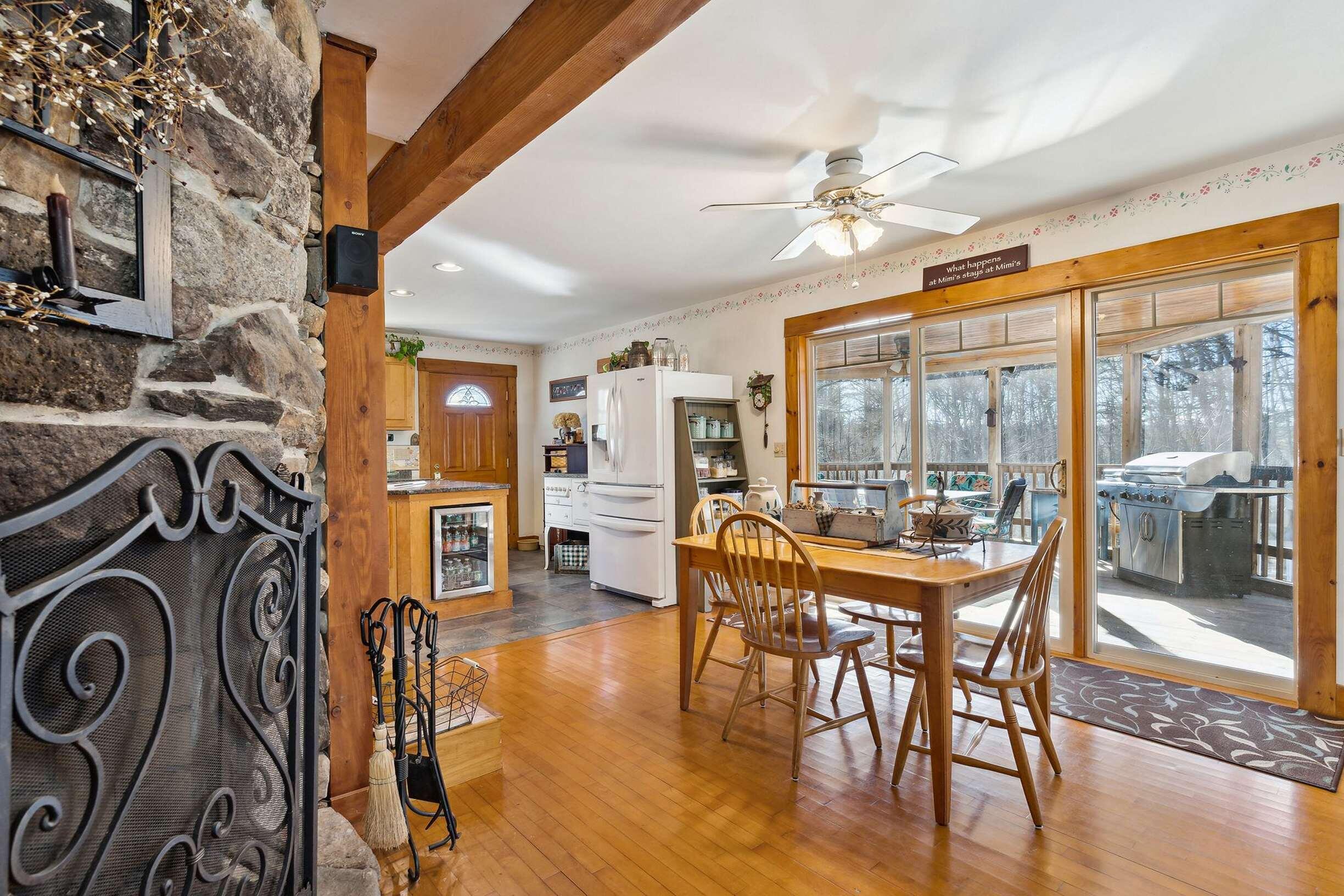 389 Hooper Road