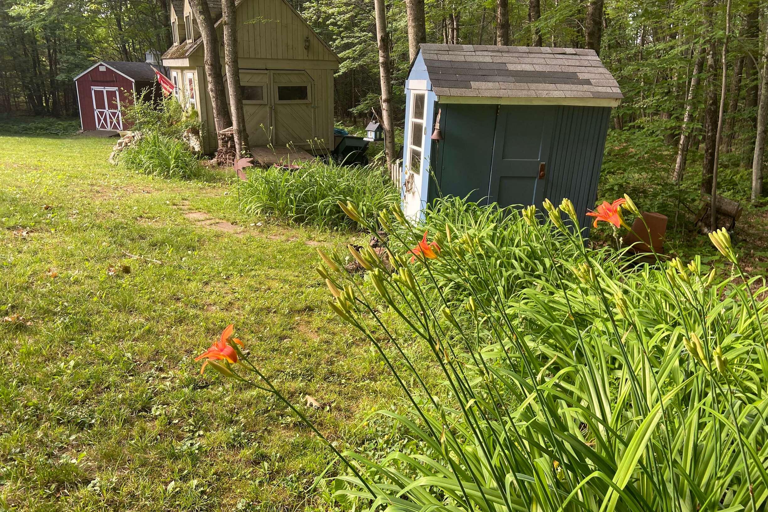 389 Hooper Road