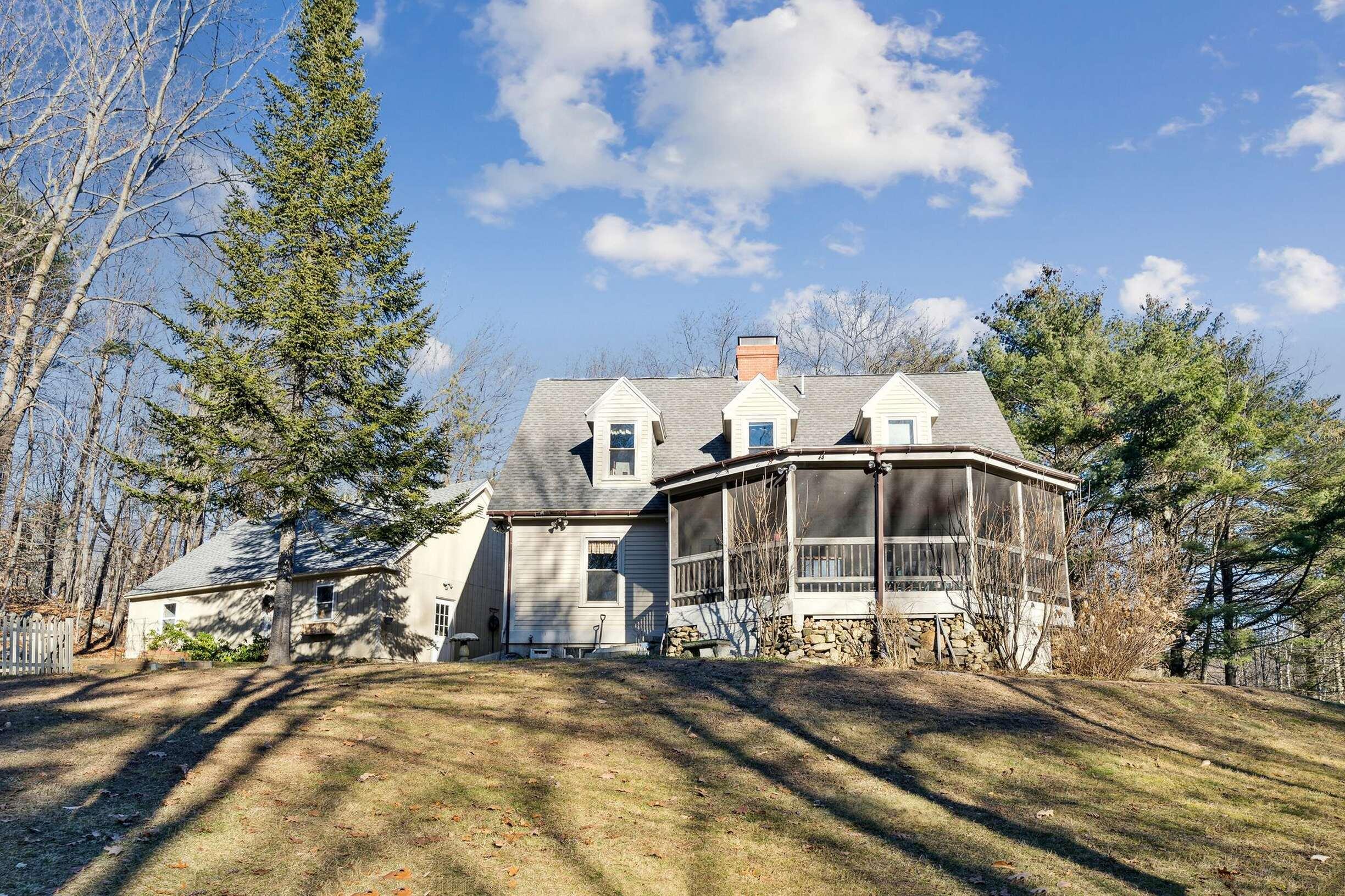 389 Hooper Road