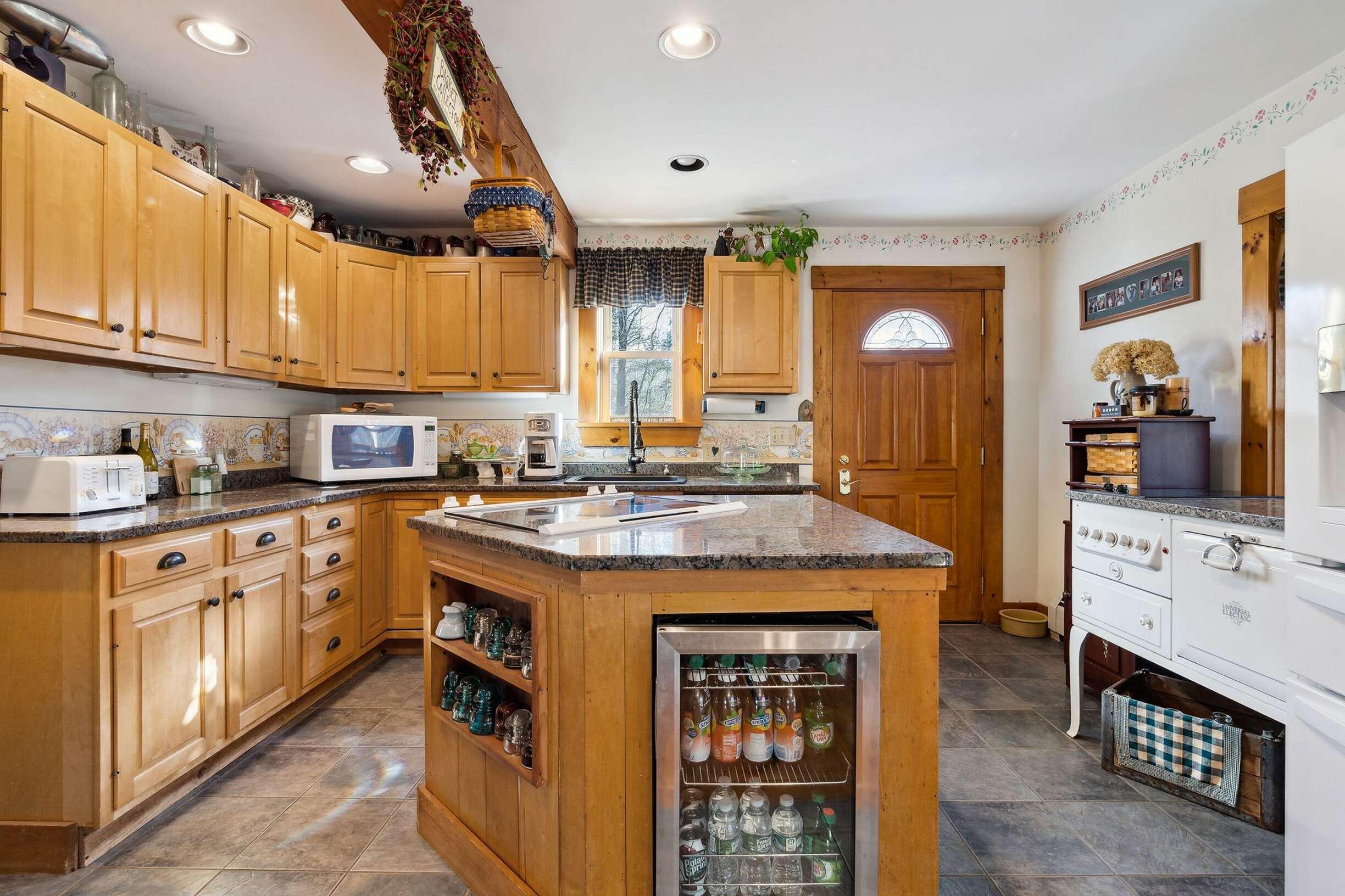 389 Hooper Road