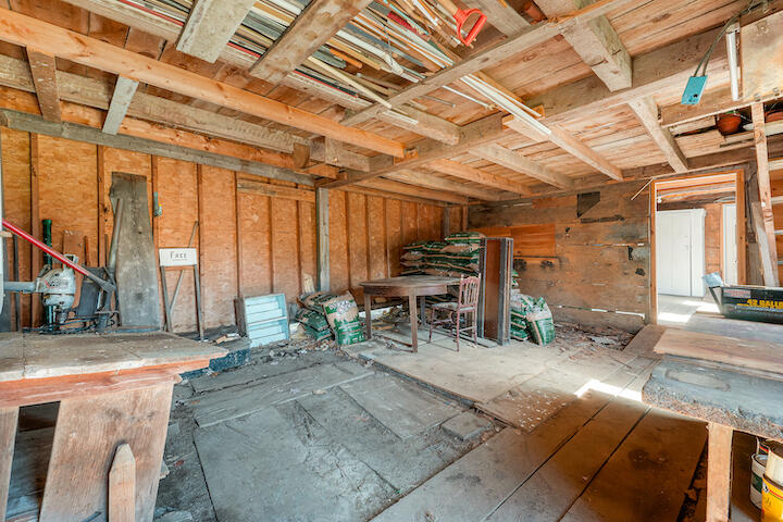 88 Boundary Road