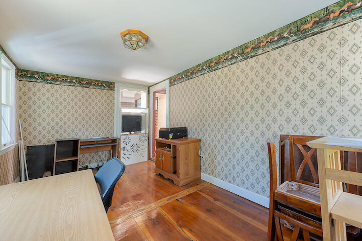 88 Boundary Road