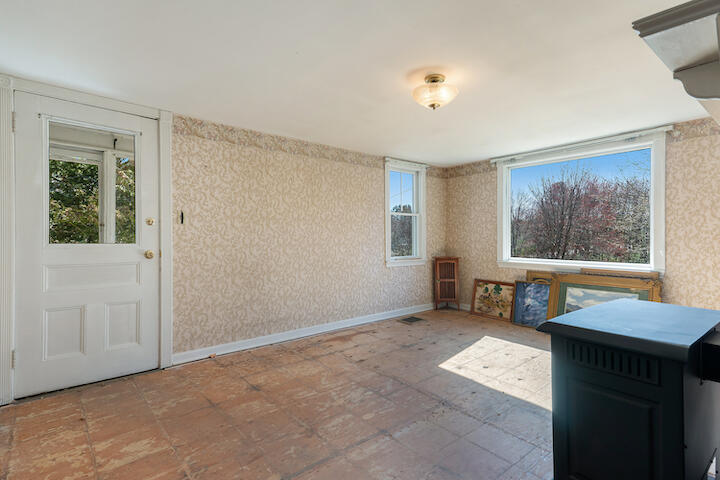 88 Boundary Road