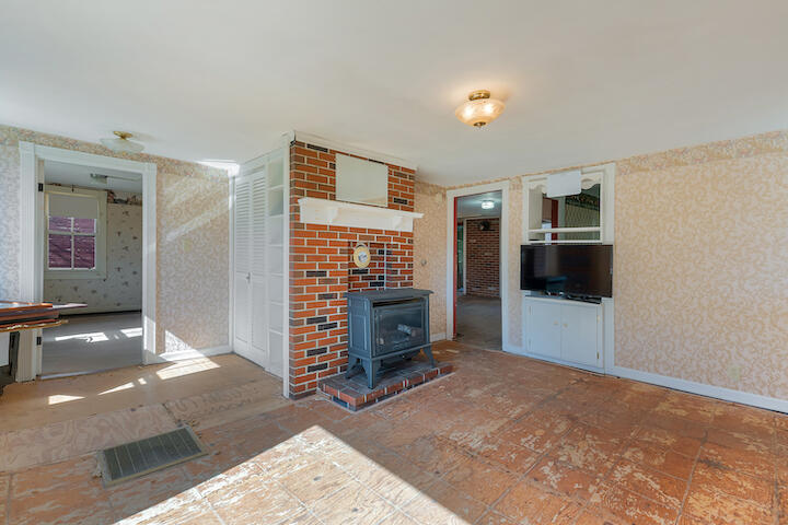 88 Boundary Road