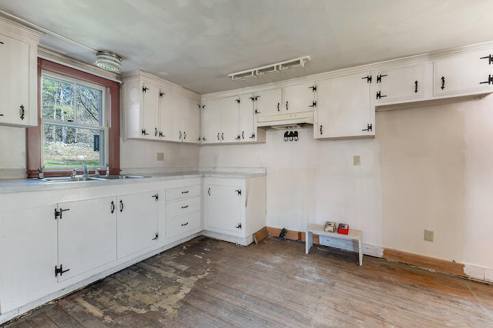 88 Boundary Road