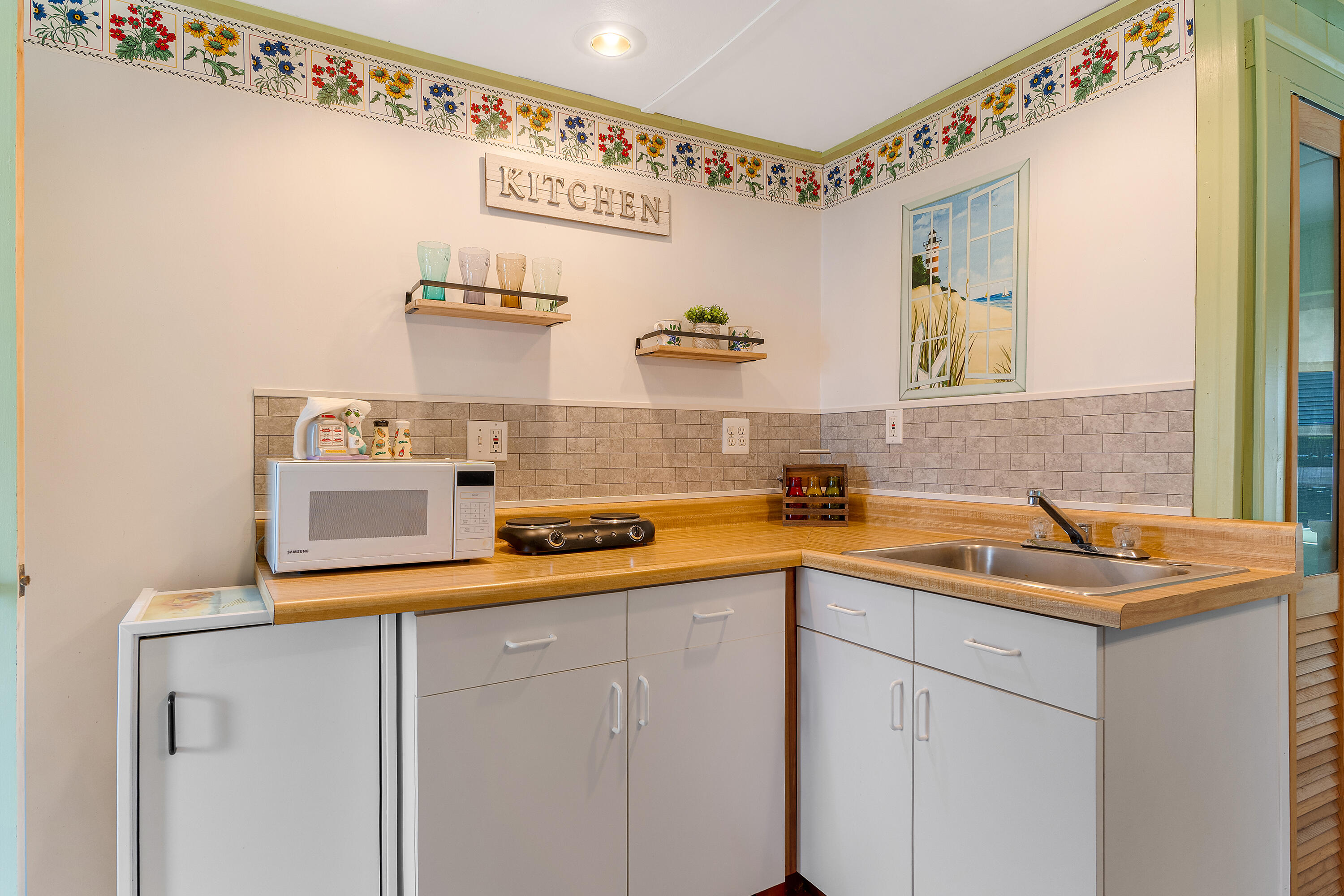 35 Long Beach Avenue, 28