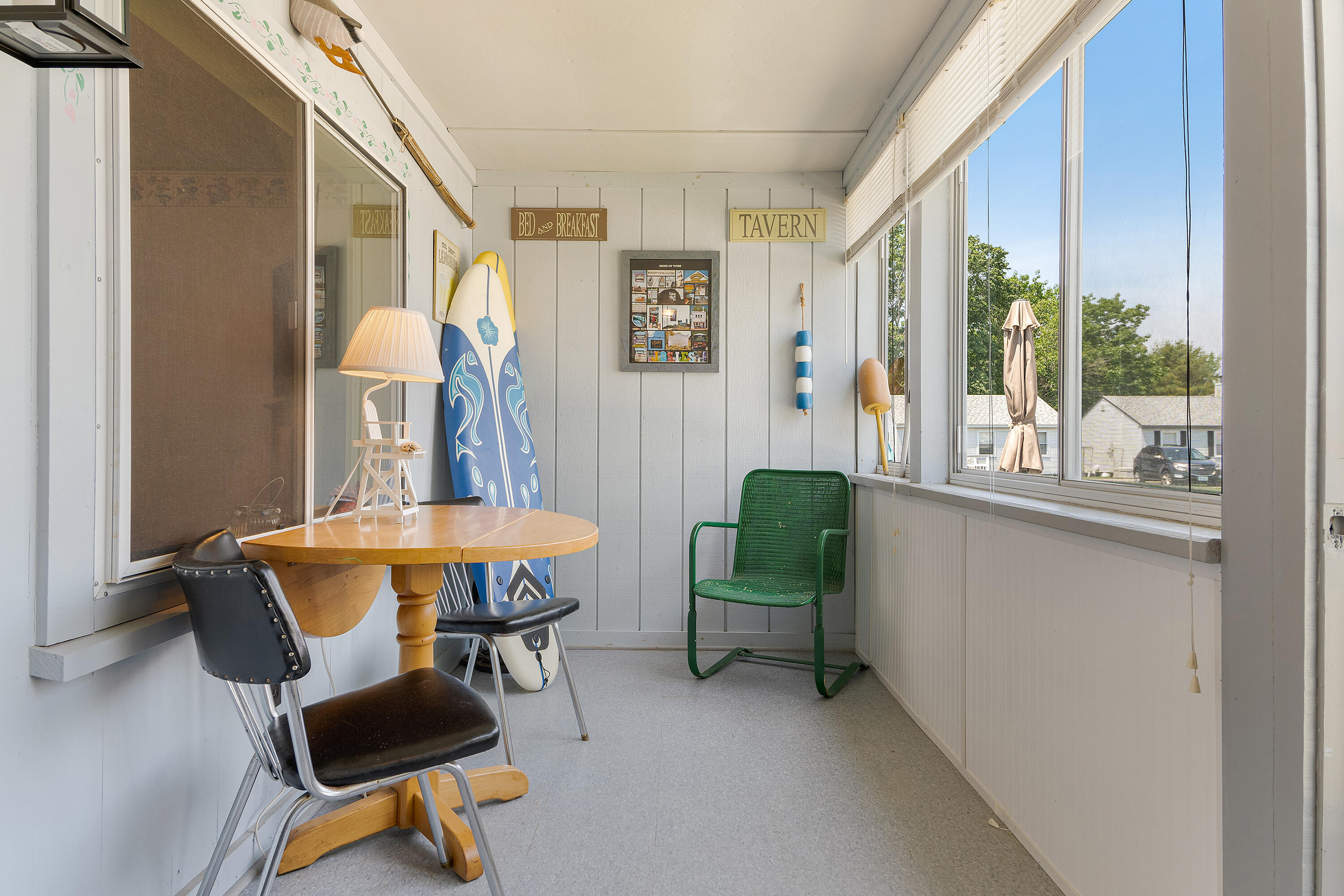 35 Long Beach Avenue, 28