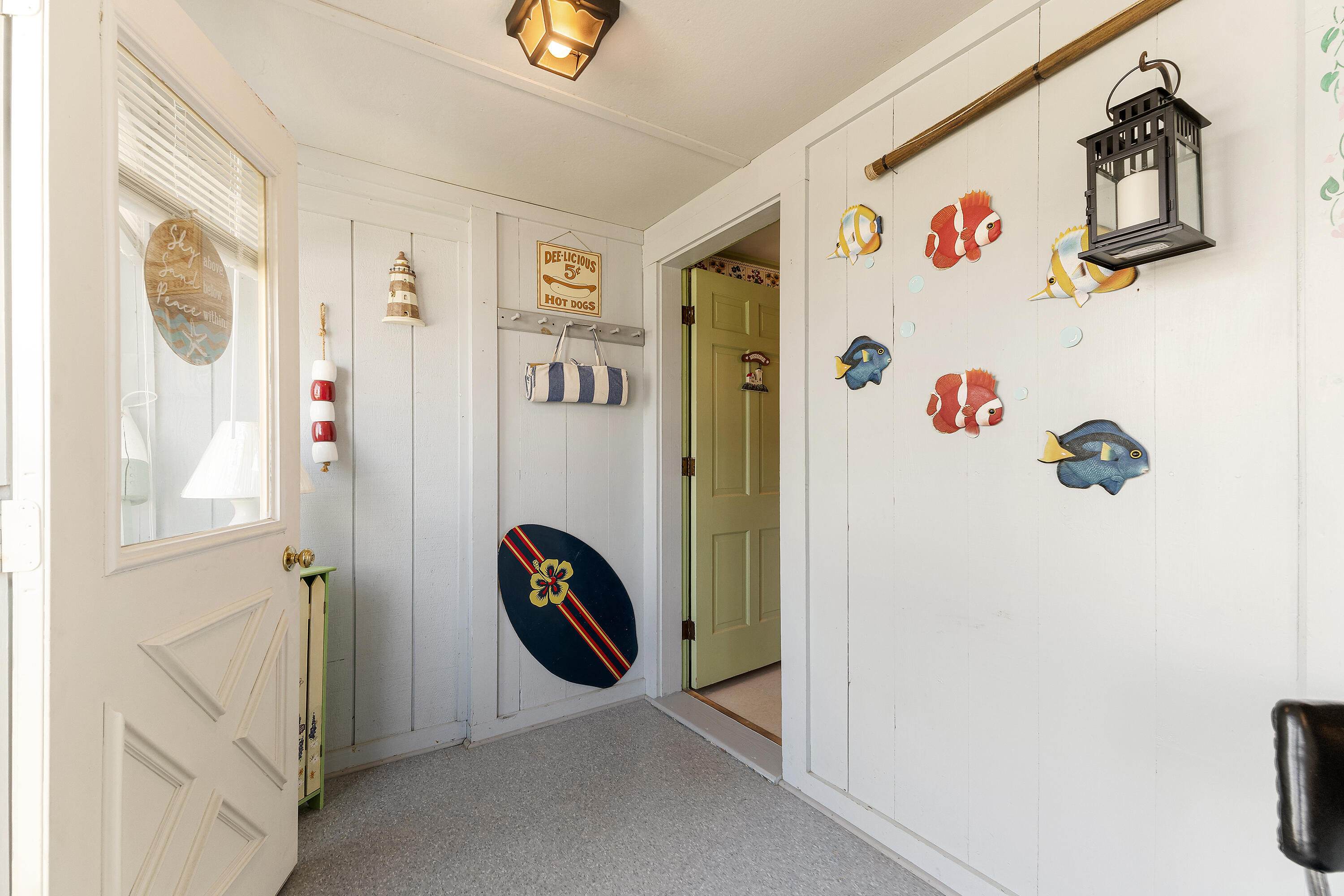 35 Long Beach Avenue, 28