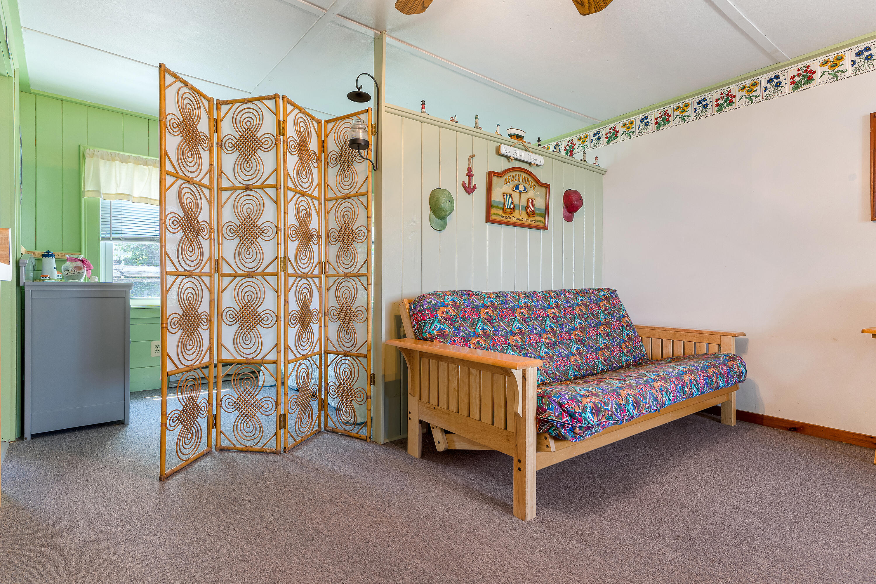 35 Long Beach Avenue, 28
