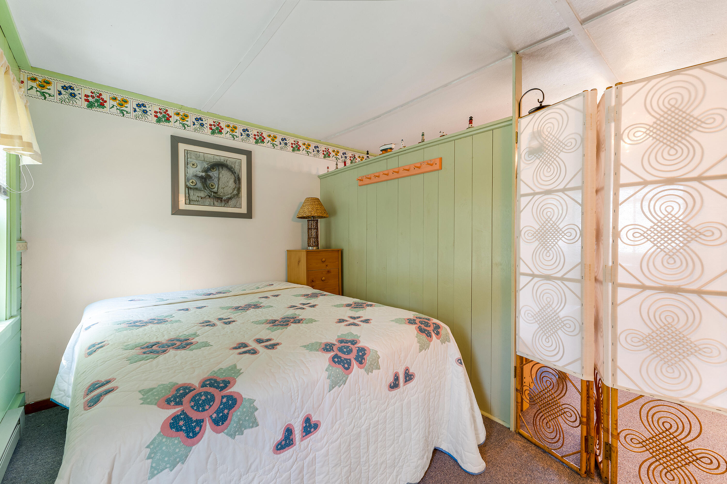 35 Long Beach Avenue, 28