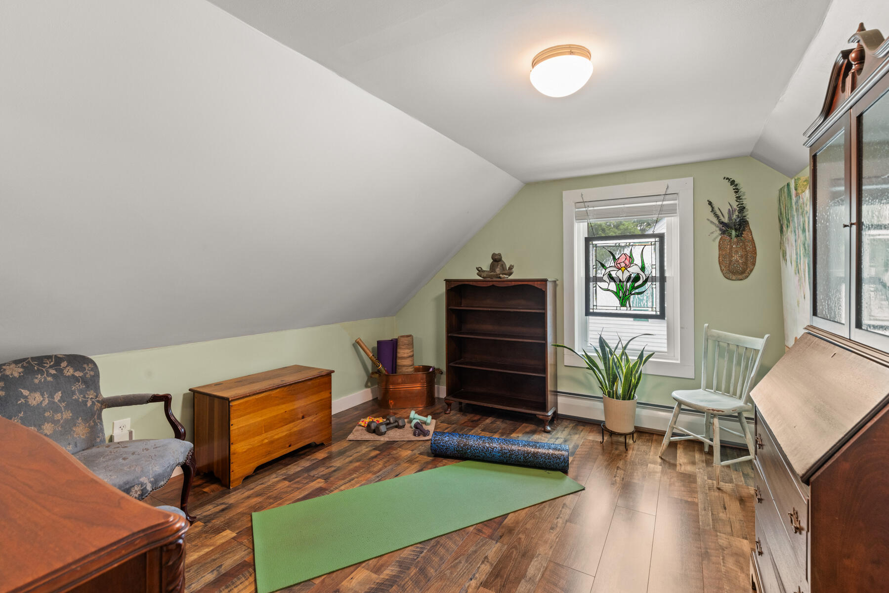 12 Parent Street