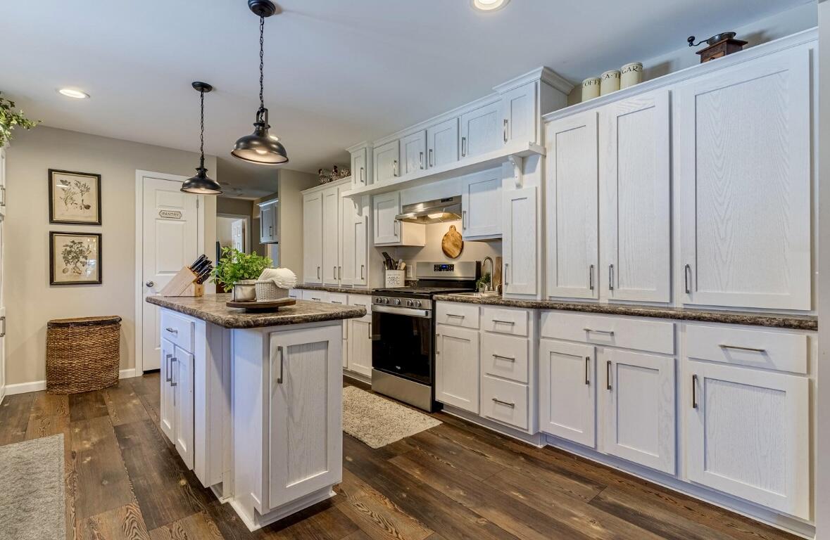 32 Conifer Drive