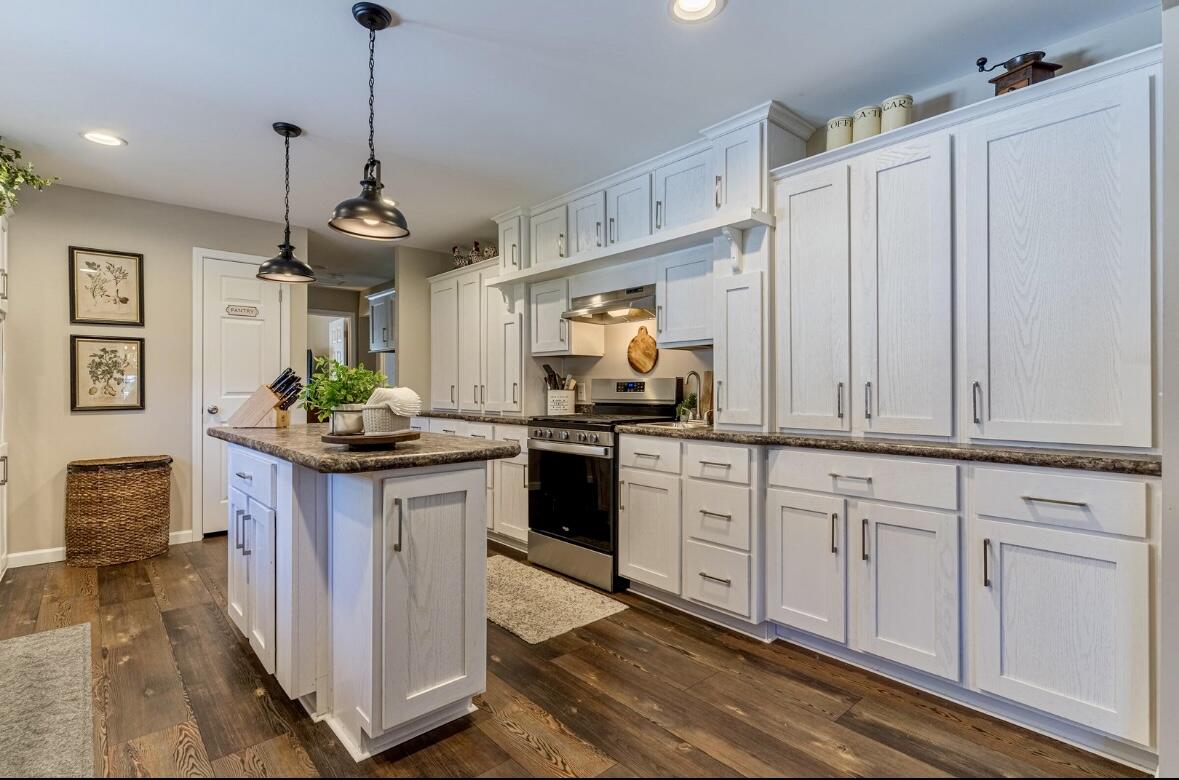 32 Conifer Drive