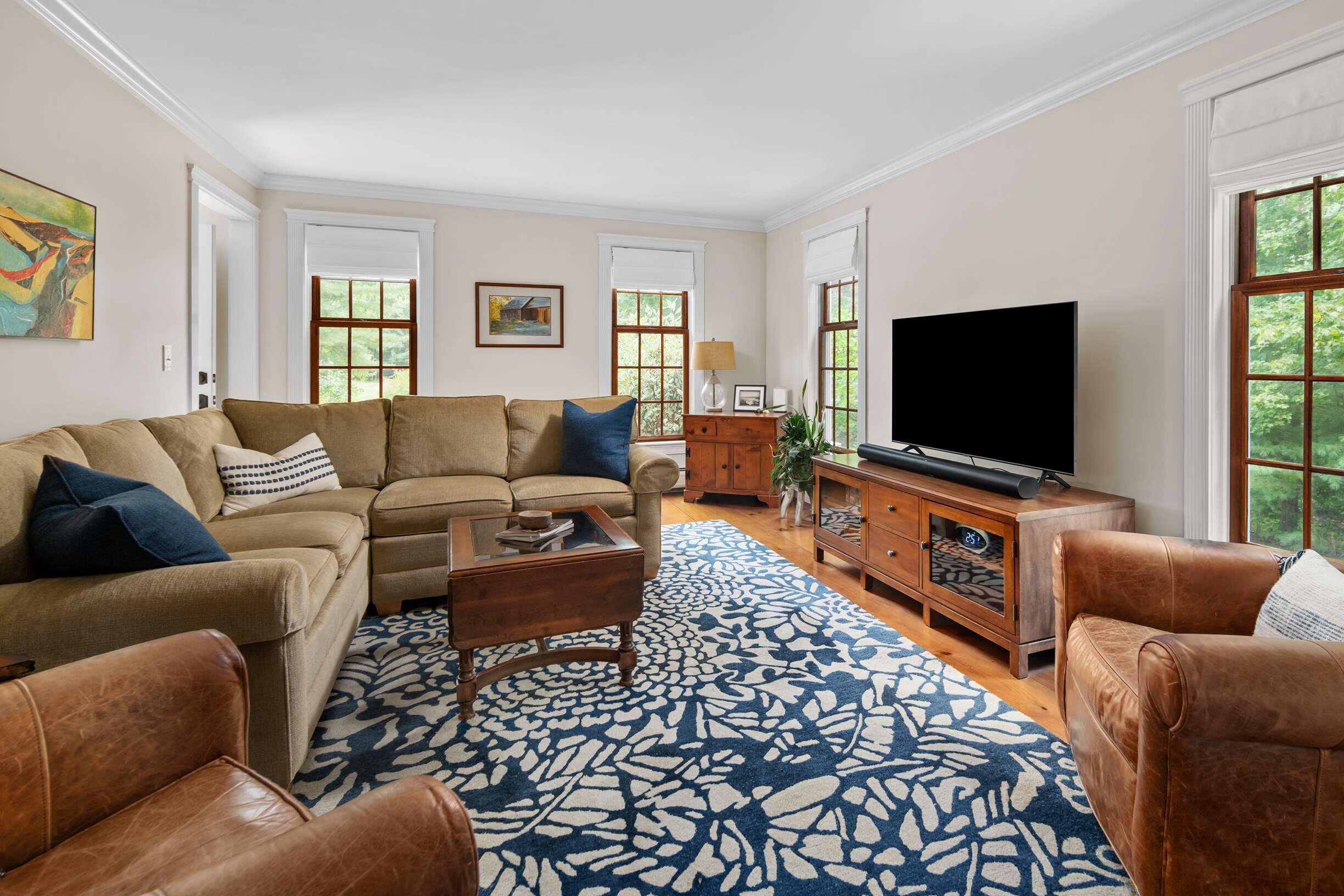 701 River Road